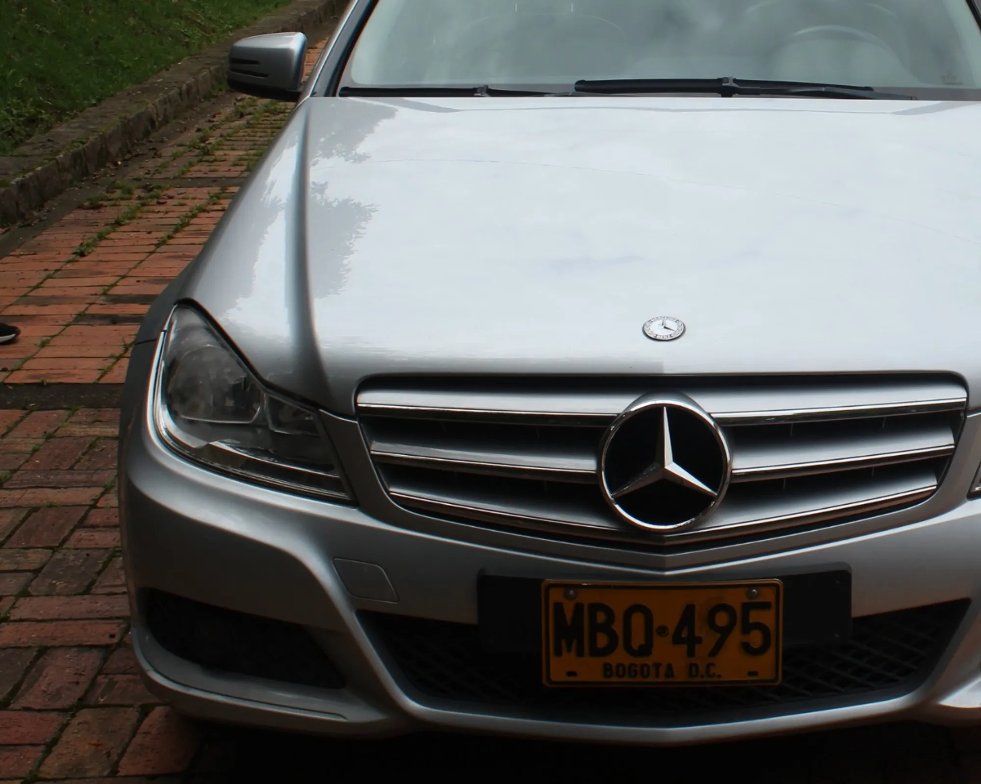 MERCEDES BENZ C180 CGI MODEL9 2012