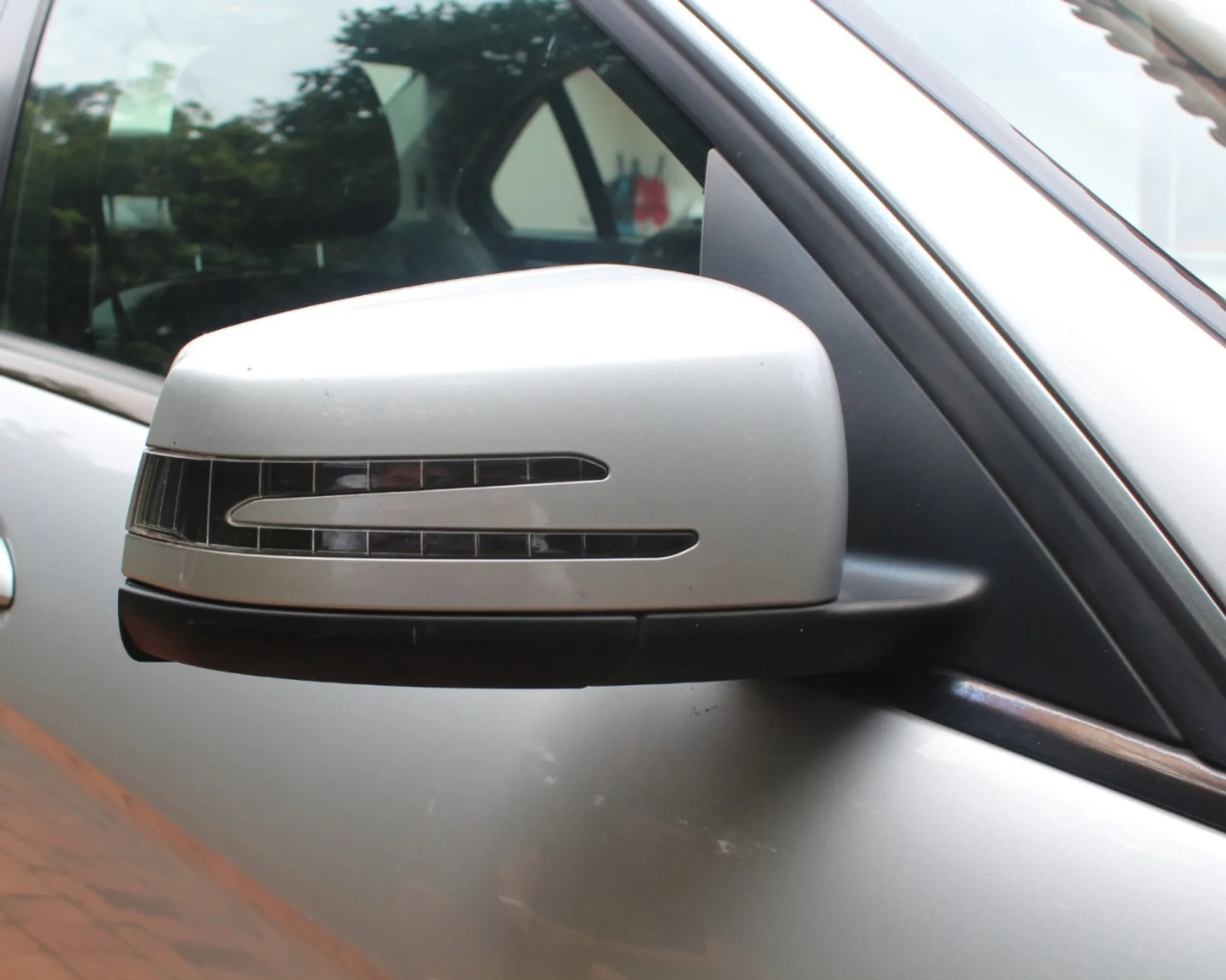 MERCEDES BENZ C180 CGI MODEL9 2012