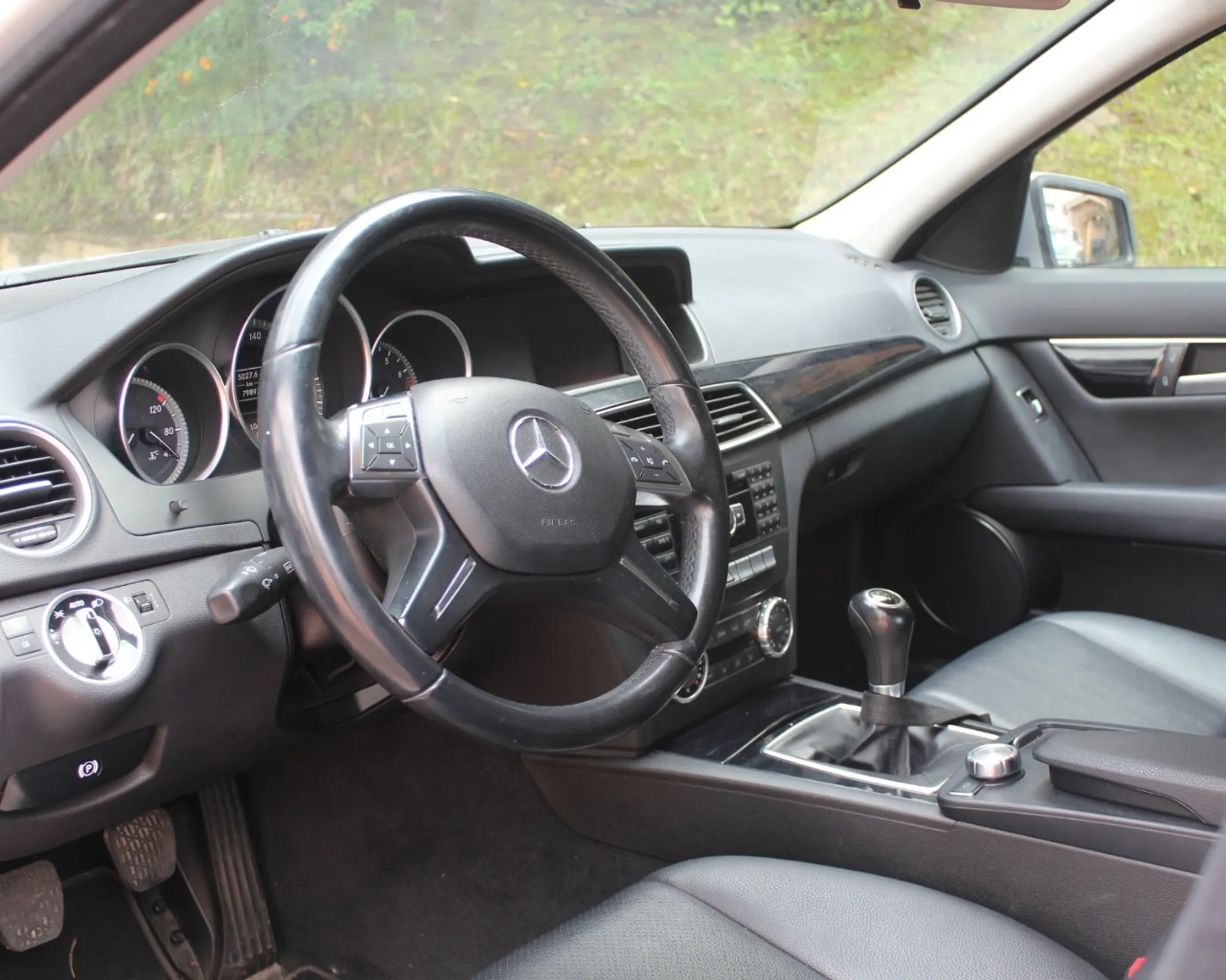 MERCEDES BENZ C180 CGI MODEL9 2012