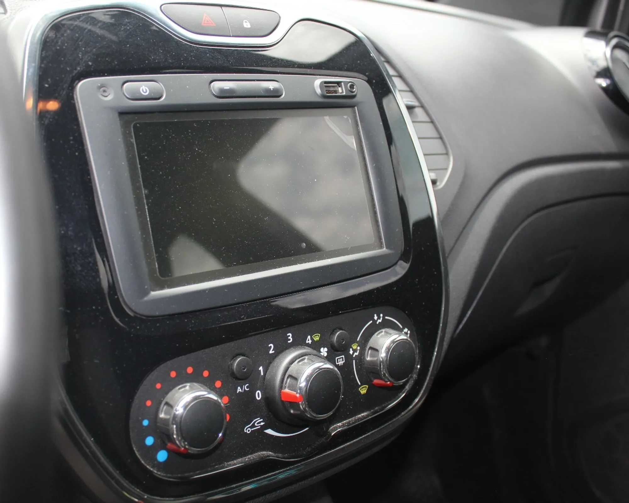 RENAULT CAPTUR ZEN 2022 