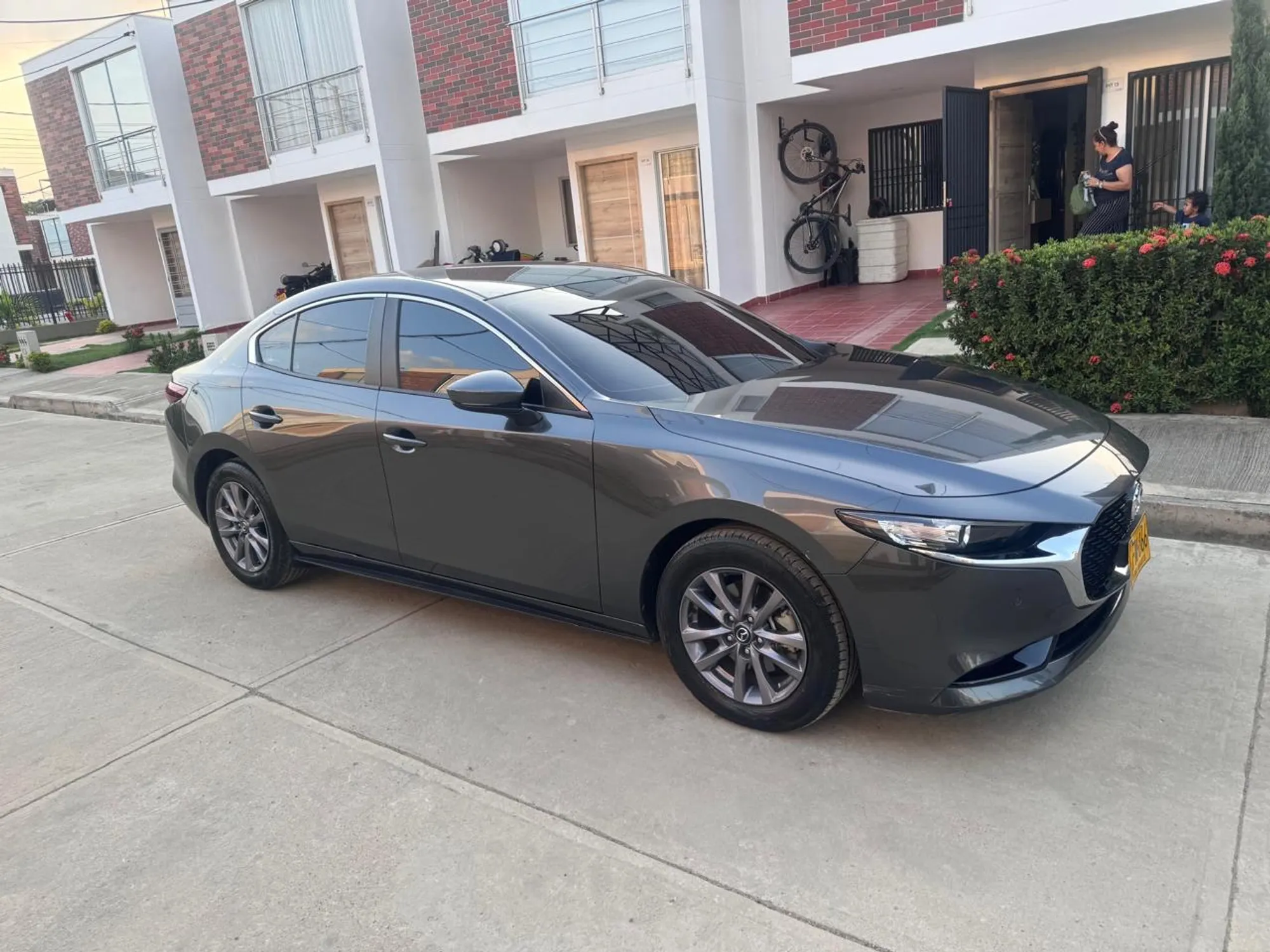 Mazda 3 touring 2024 hibrido ligero 