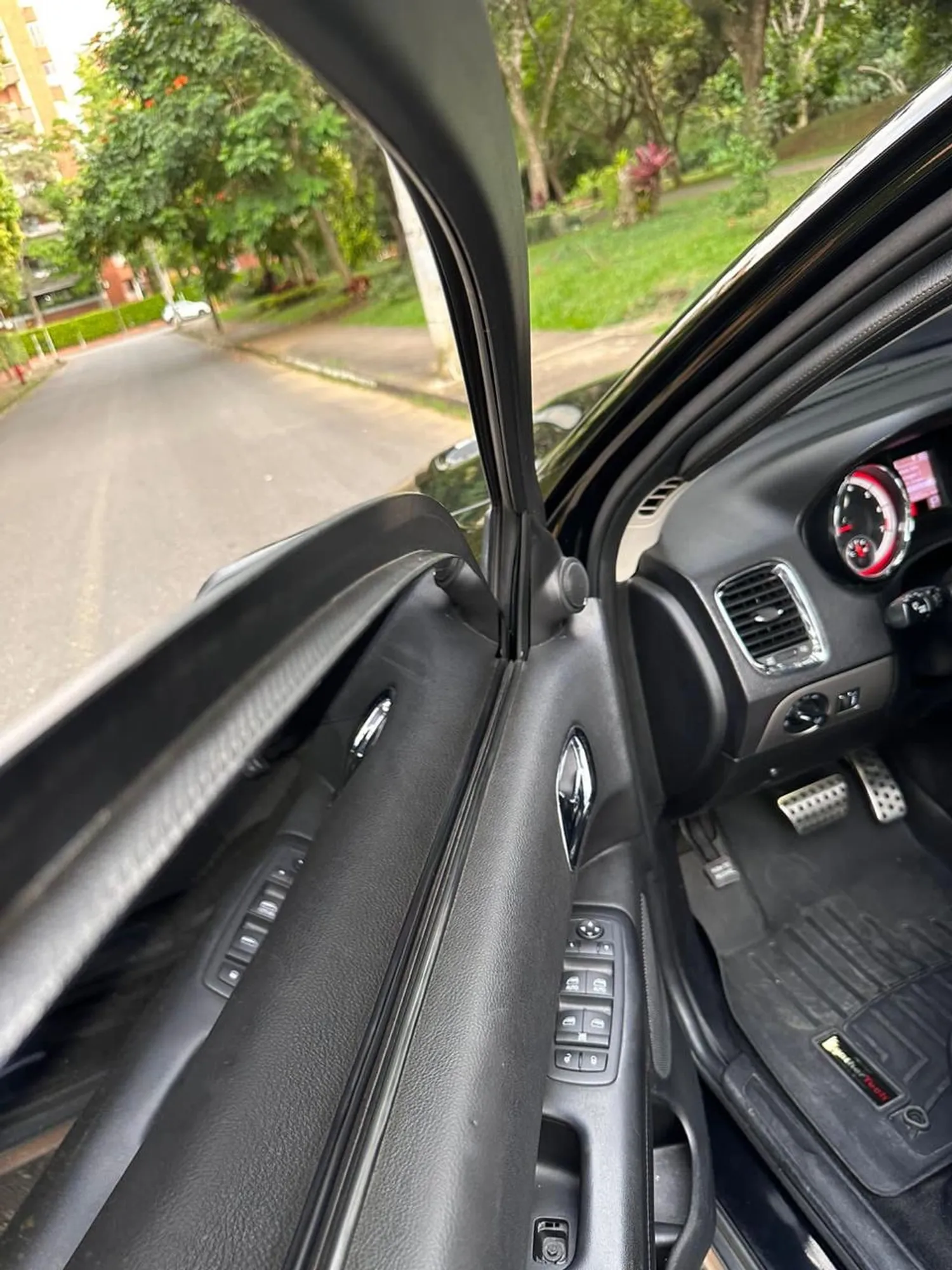 Dodge Durango STR Blindaje 2