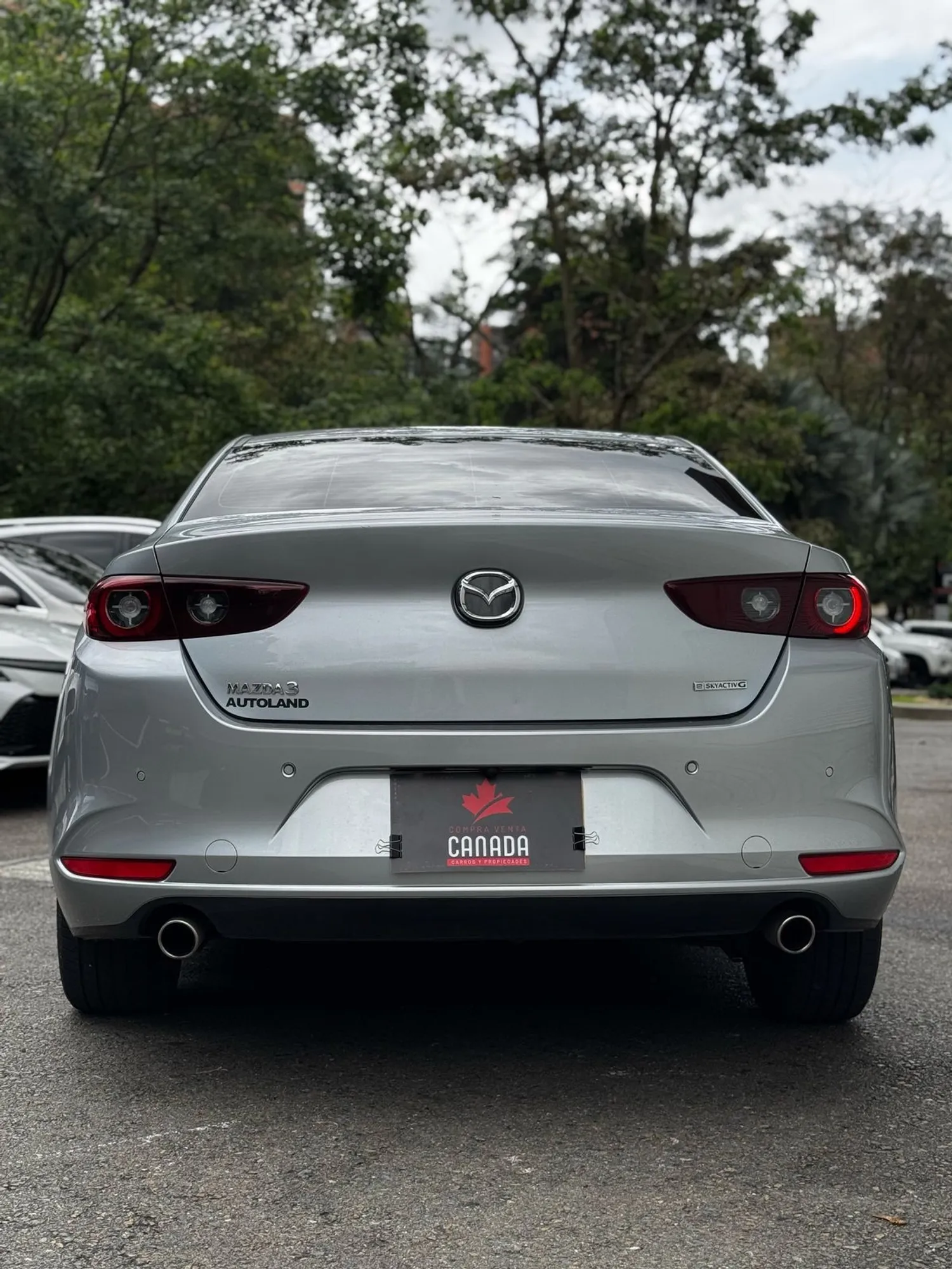 MAZDA 3 TOURING 2024 COJINERIA EN CUERO 