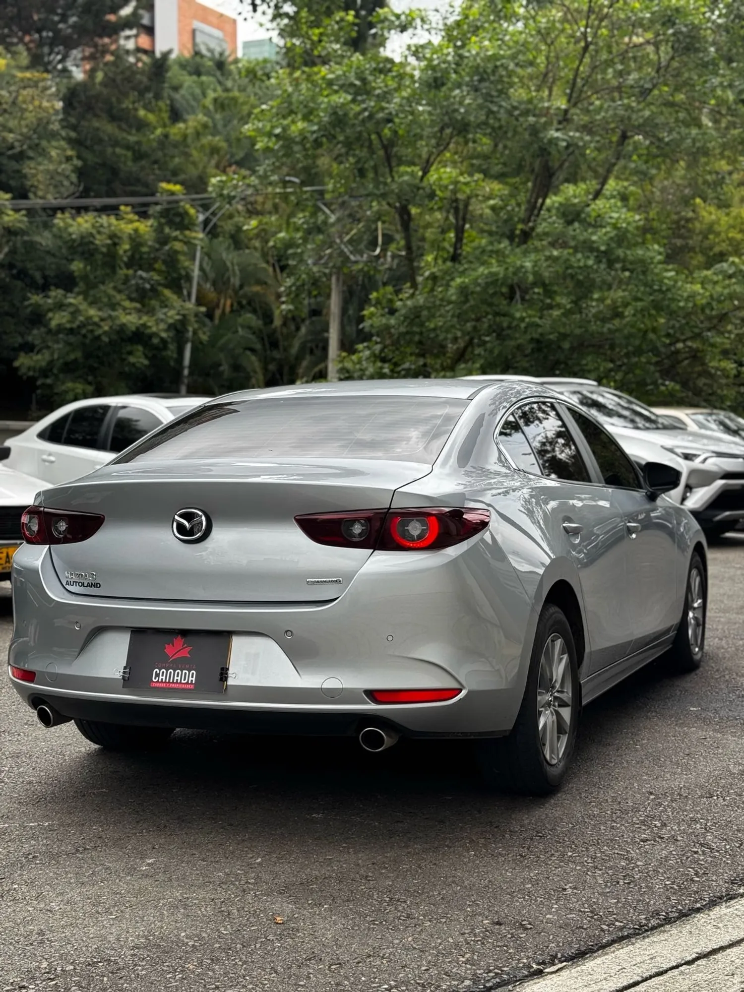 MAZDA 3 TOURING 2024 COJINERIA EN CUERO 
