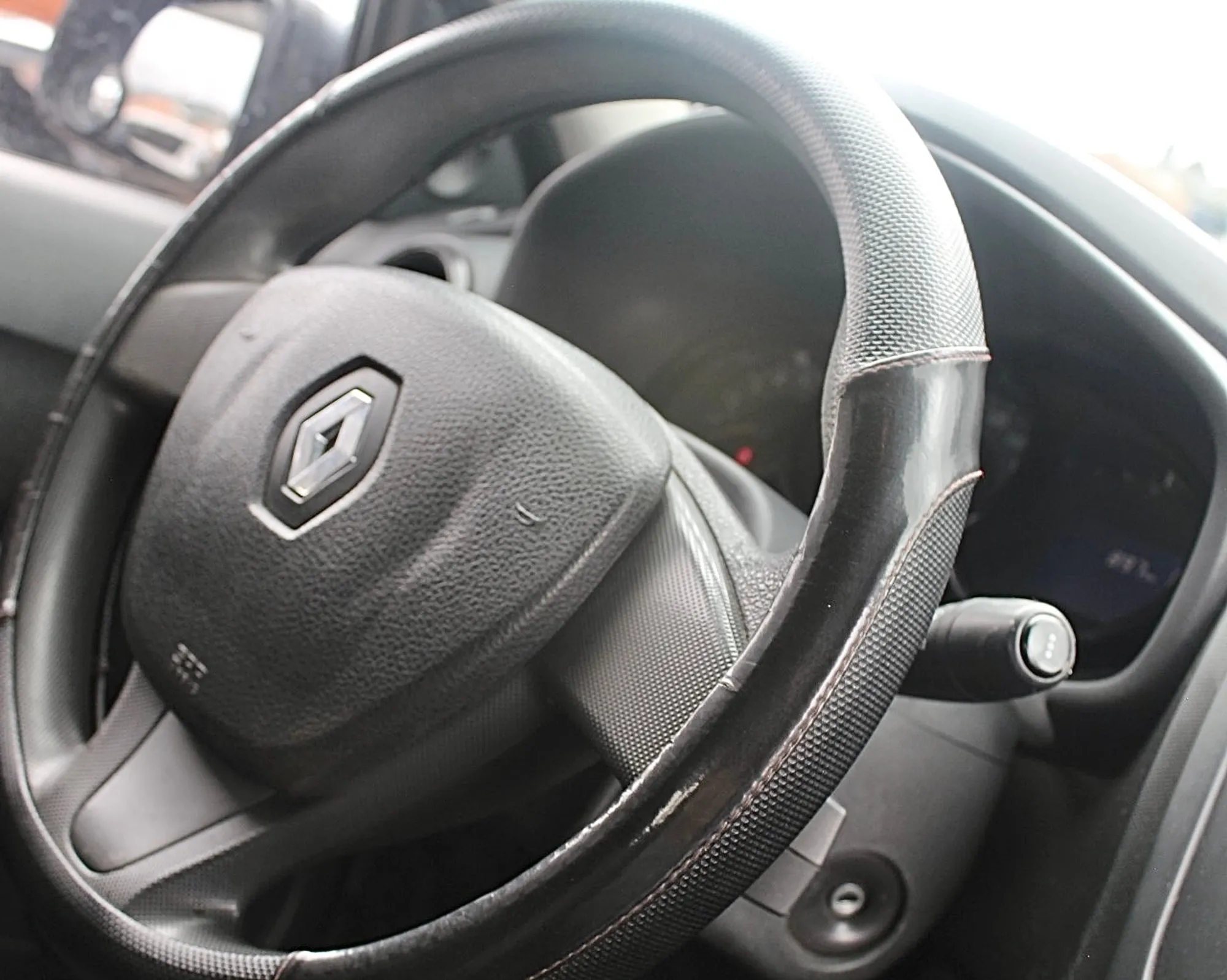 RENAULT LOGAN AUTHENTIQUE LIFE 2019