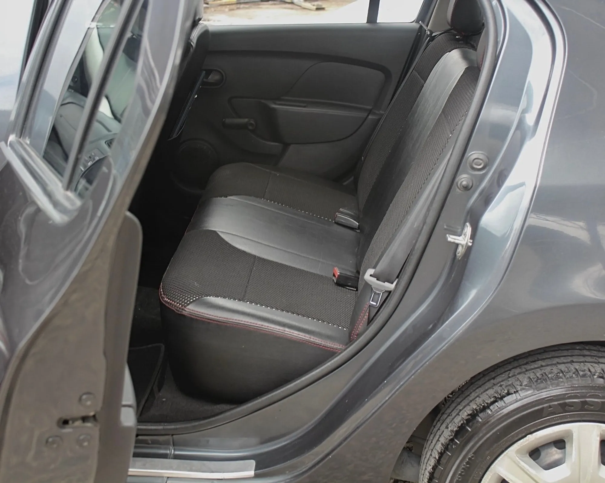 RENAULT LOGAN AUTHENTIQUE LIFE 2019