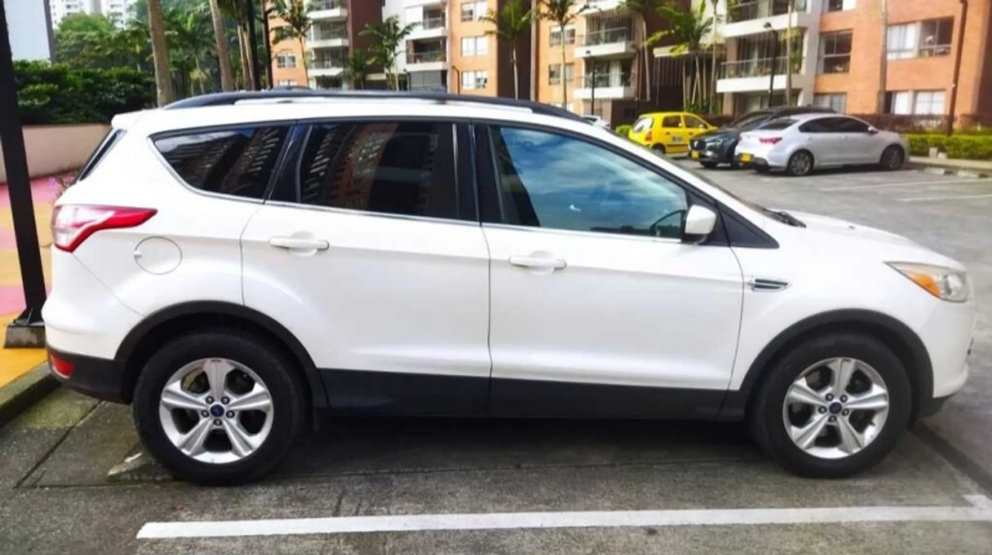 Ford Escape 4x4 Modelo 2013 Full Equipo Excelente Procedencia