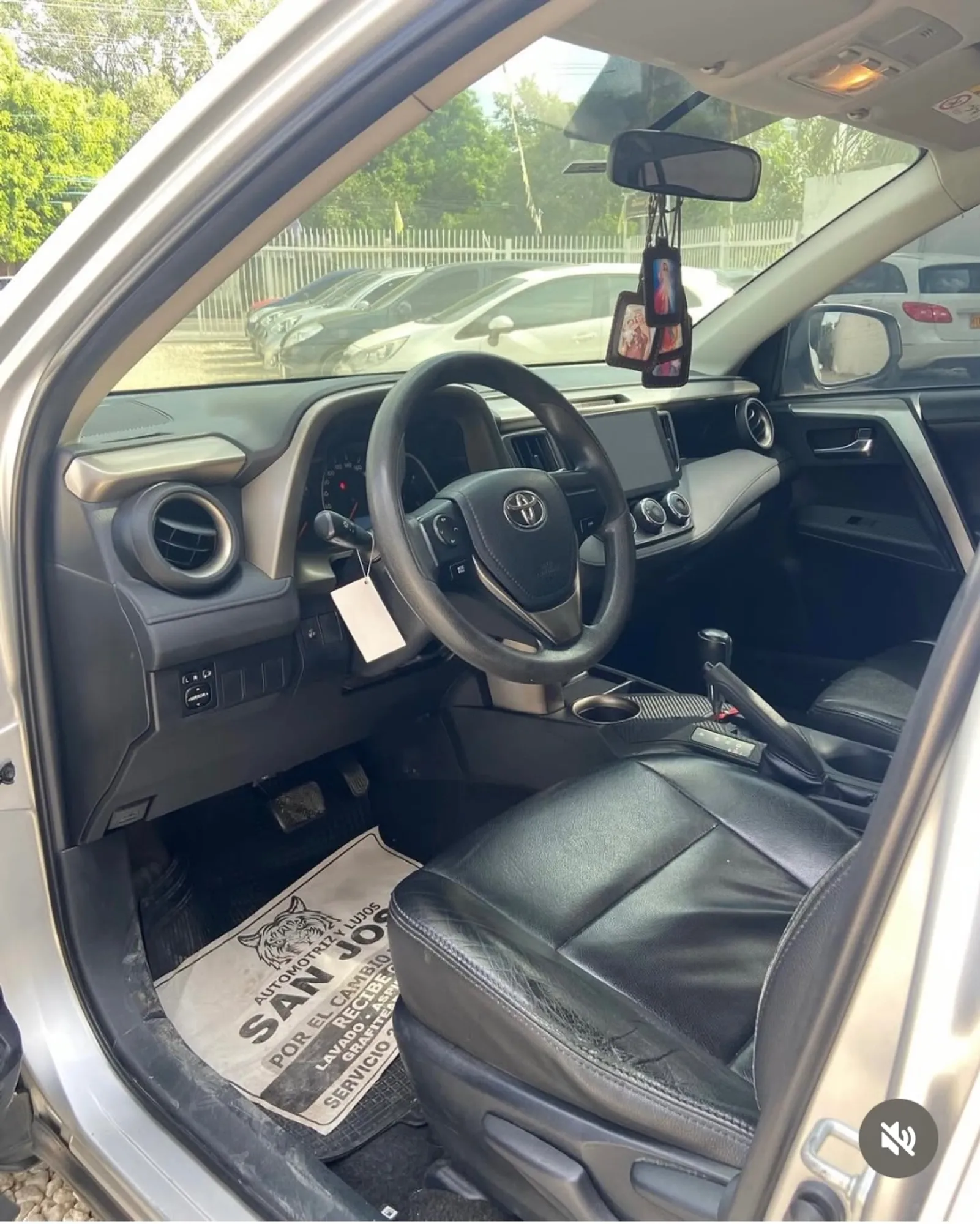Toyota Rav 4 Modelo 2014 excelente estado en Monteria
