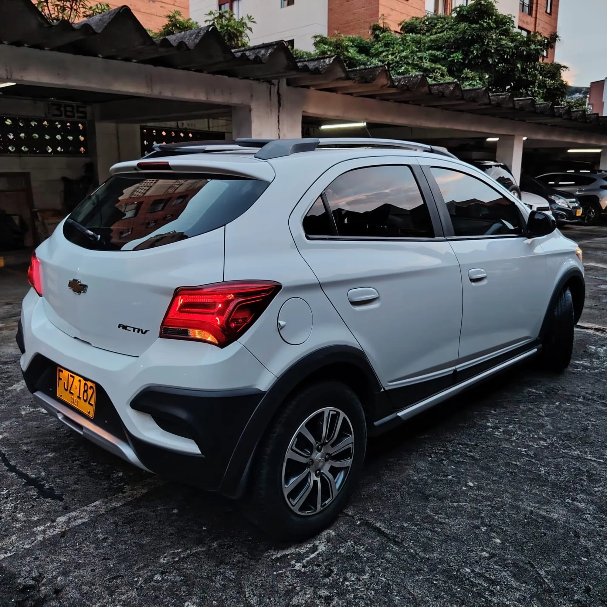 Chevrolet Onix Activ 2018