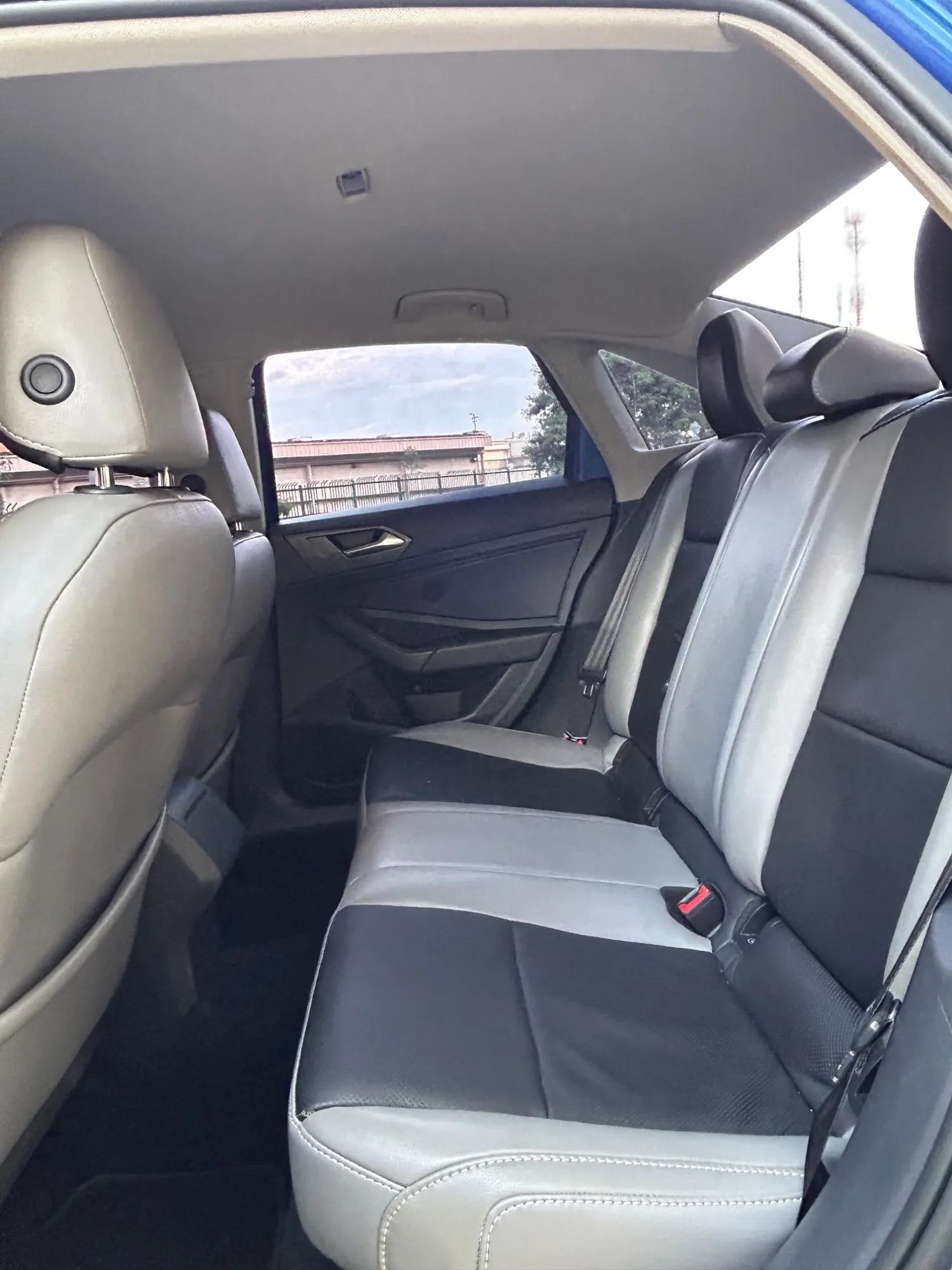 VOLSKWAGEN JETTA HIGHLINE 