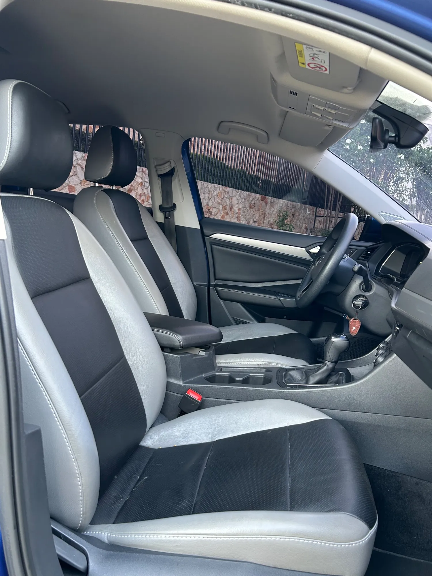 VOLSKWAGEN JETTA HIGHLINE 