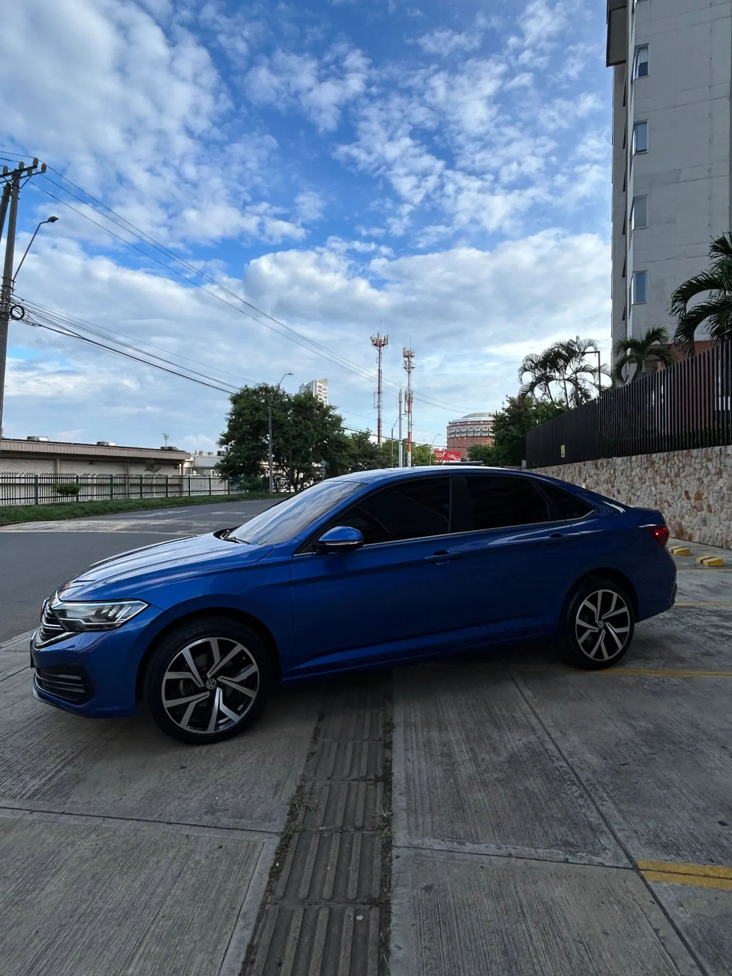 VOLSKWAGEN JETTA HIGHLINE 
