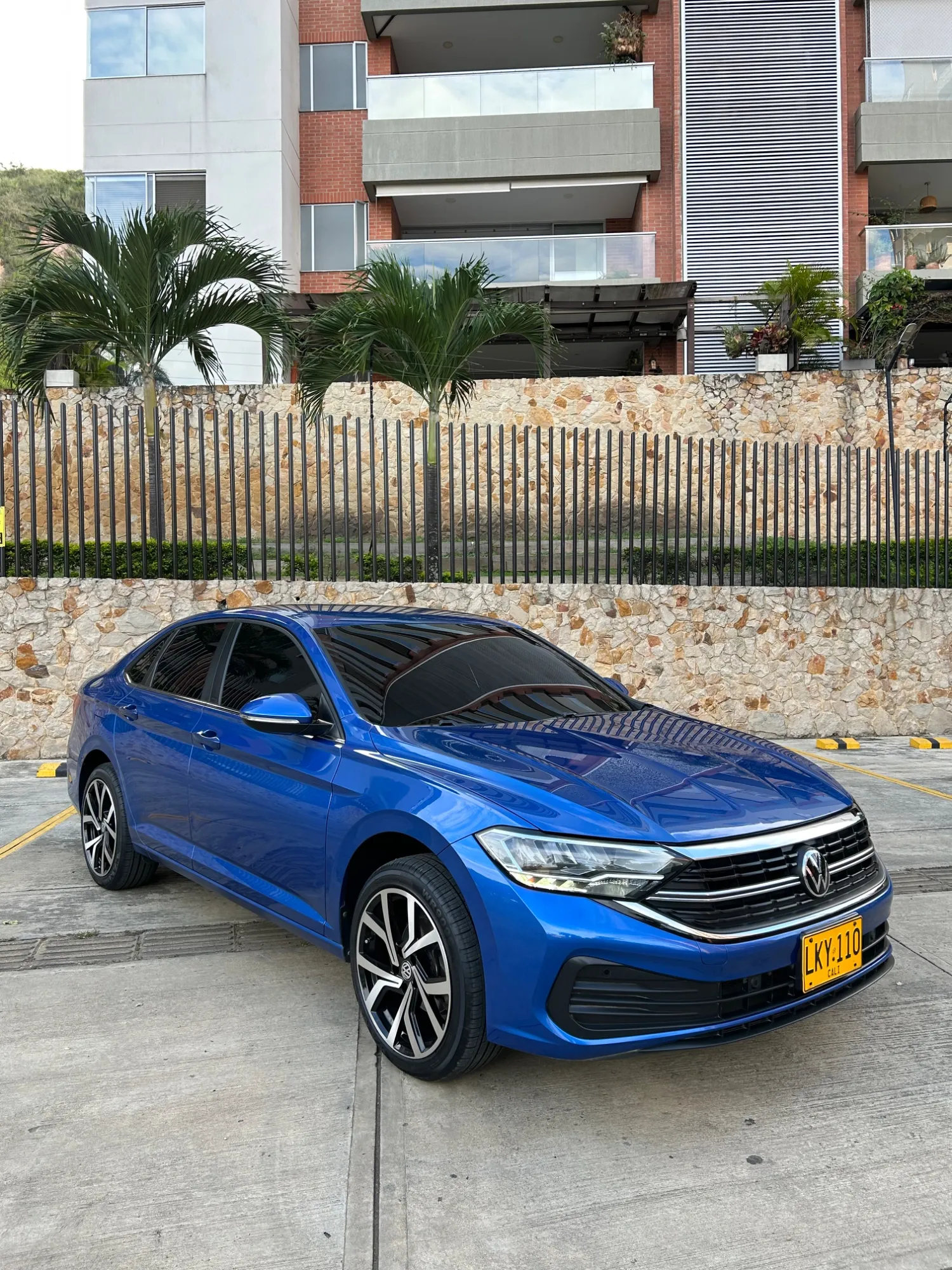 VOLSKWAGEN JETTA HIGHLINE 
