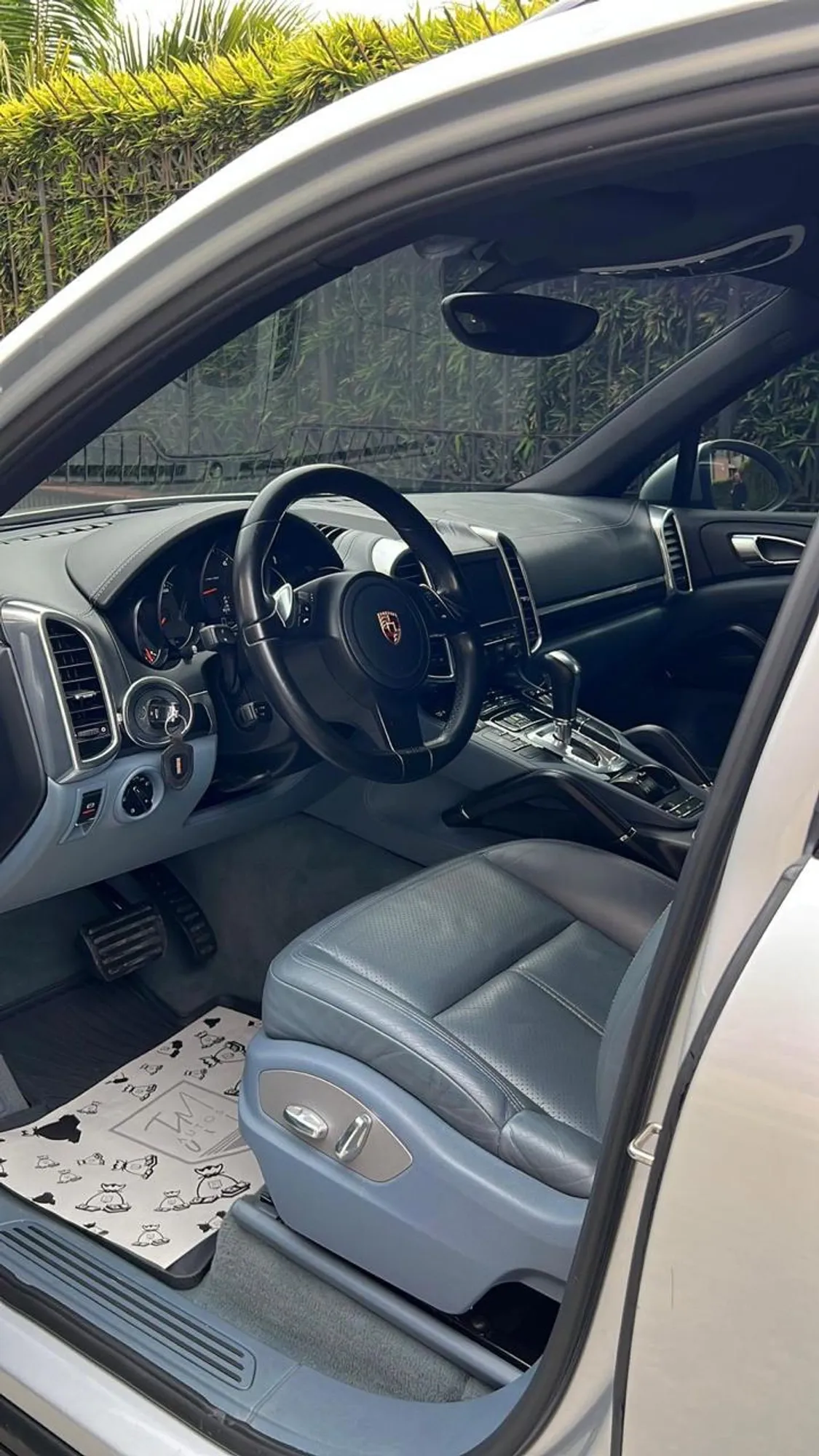 Porsche cayenne diesel 2011