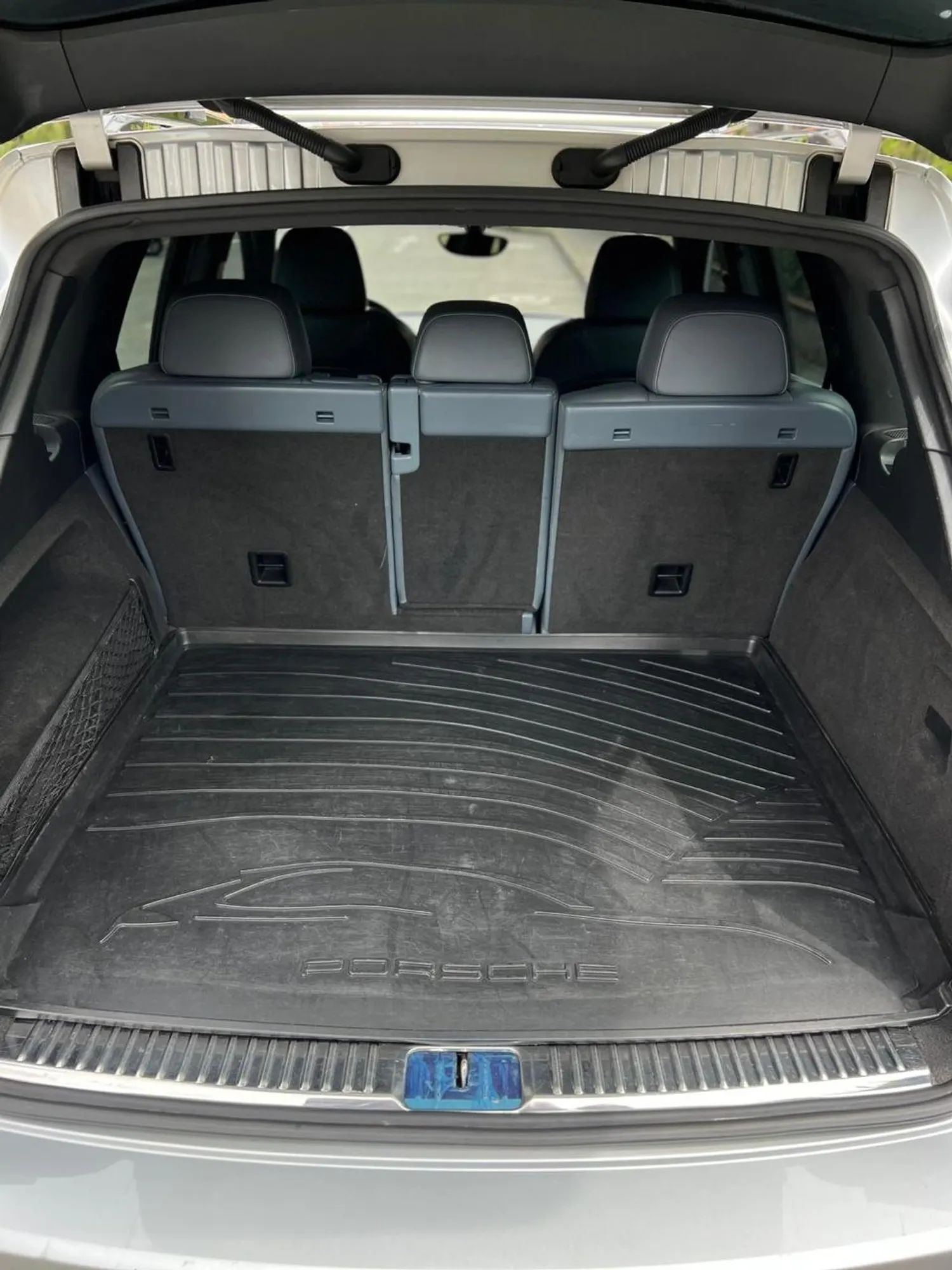 Porsche cayenne diesel 2011