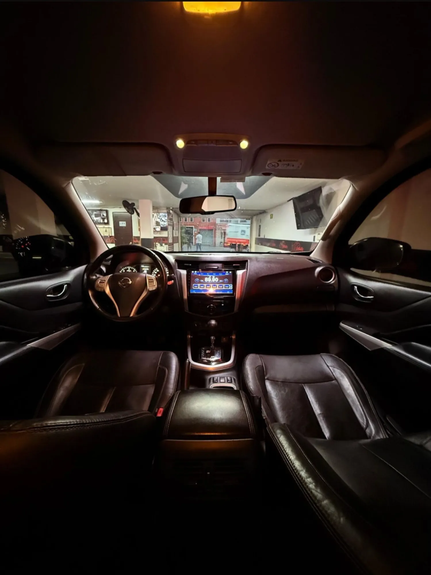 Nissan Np300 Frontier LE 2019