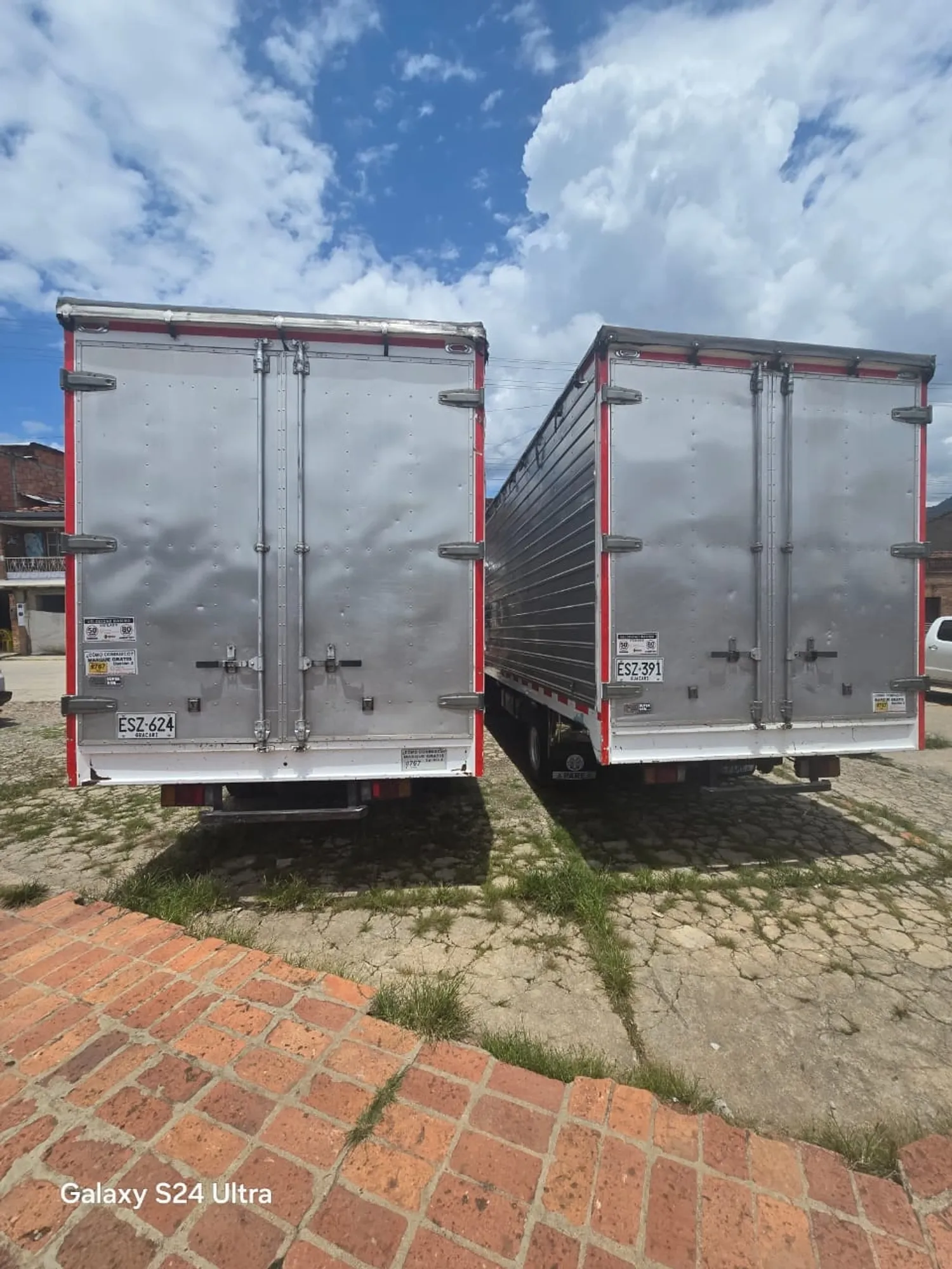 Camion FRR 2022