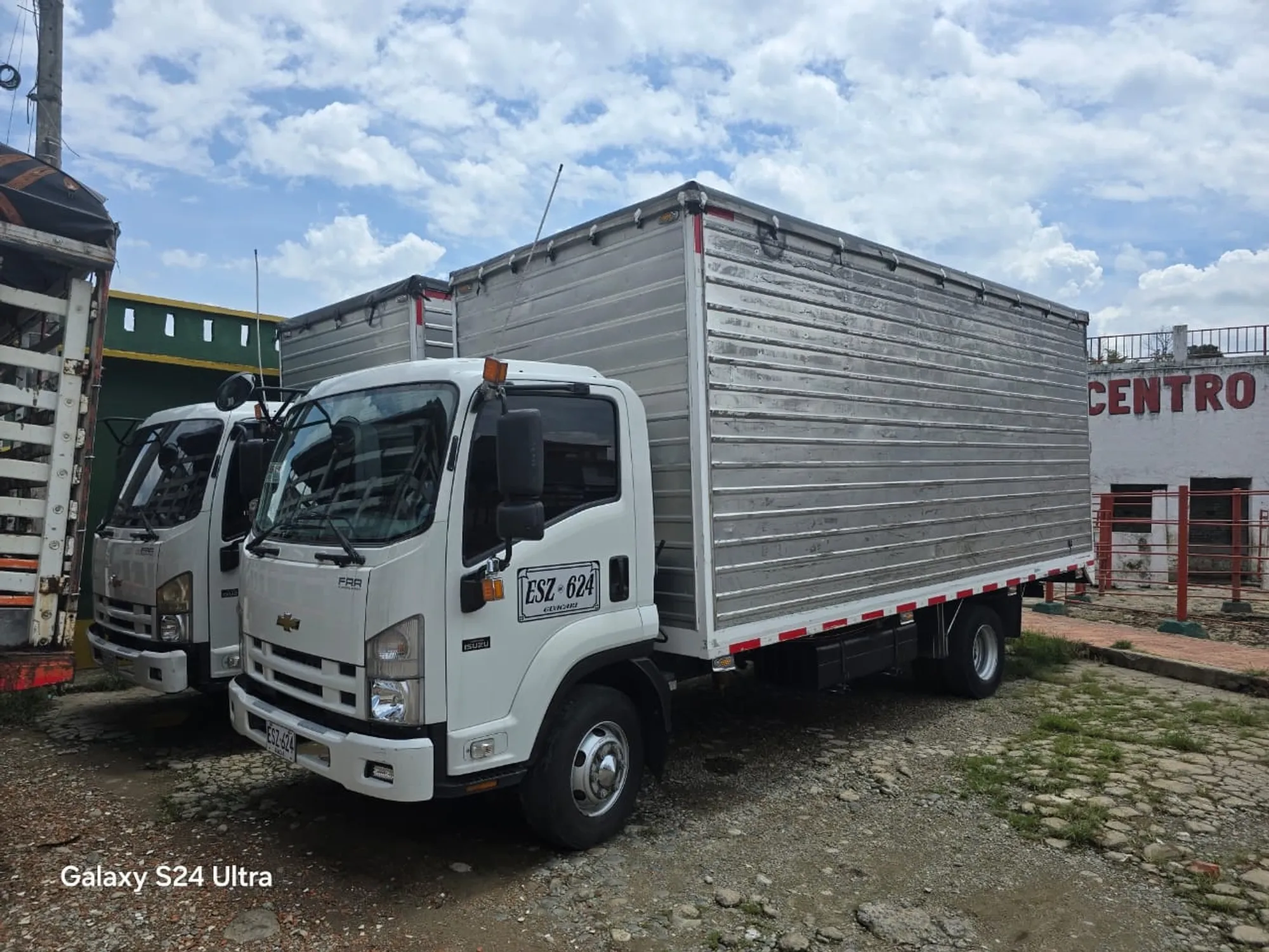 Camion FRR 2022