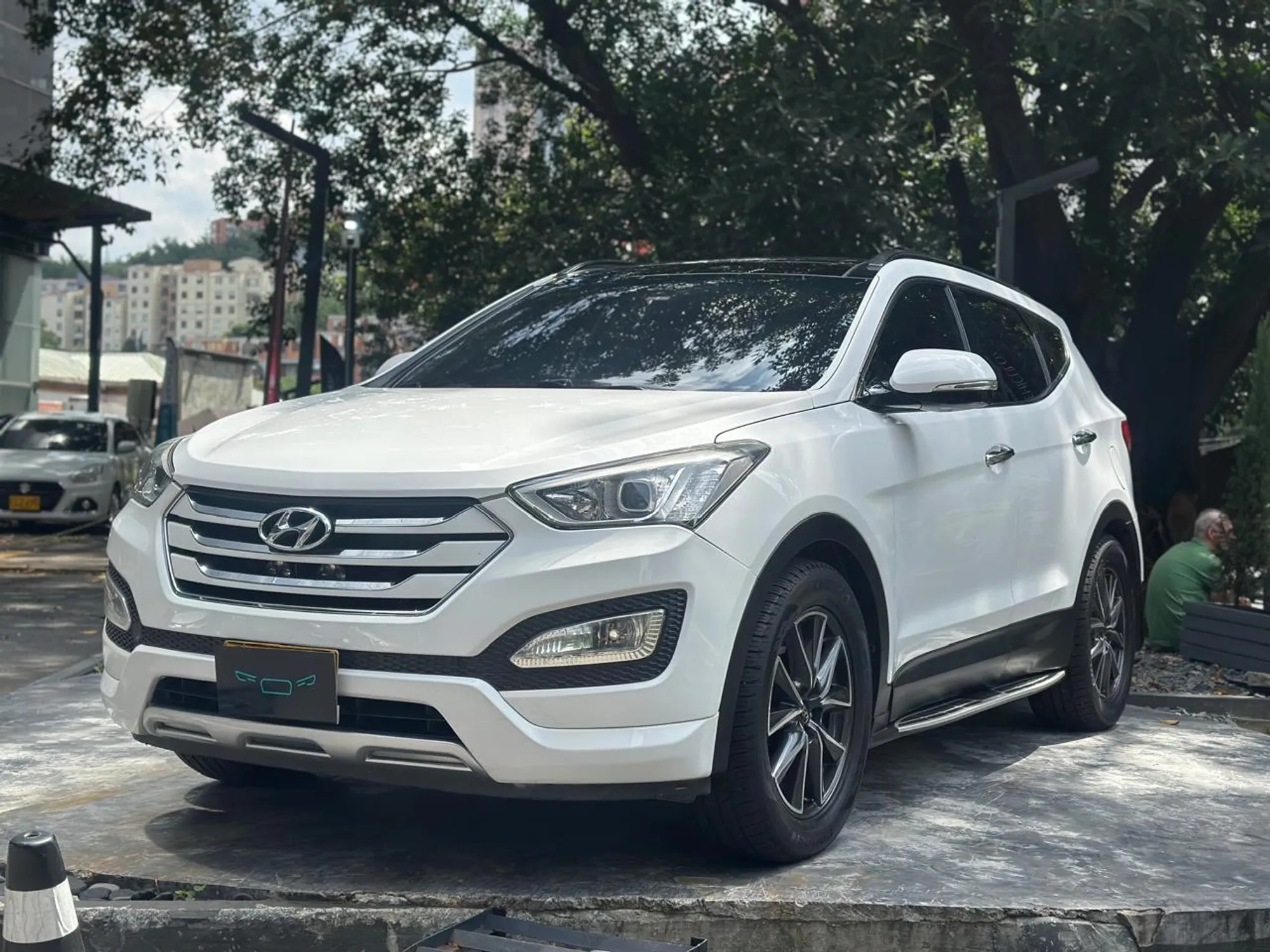 Hyundai SantaFe GLS 4X4 2015