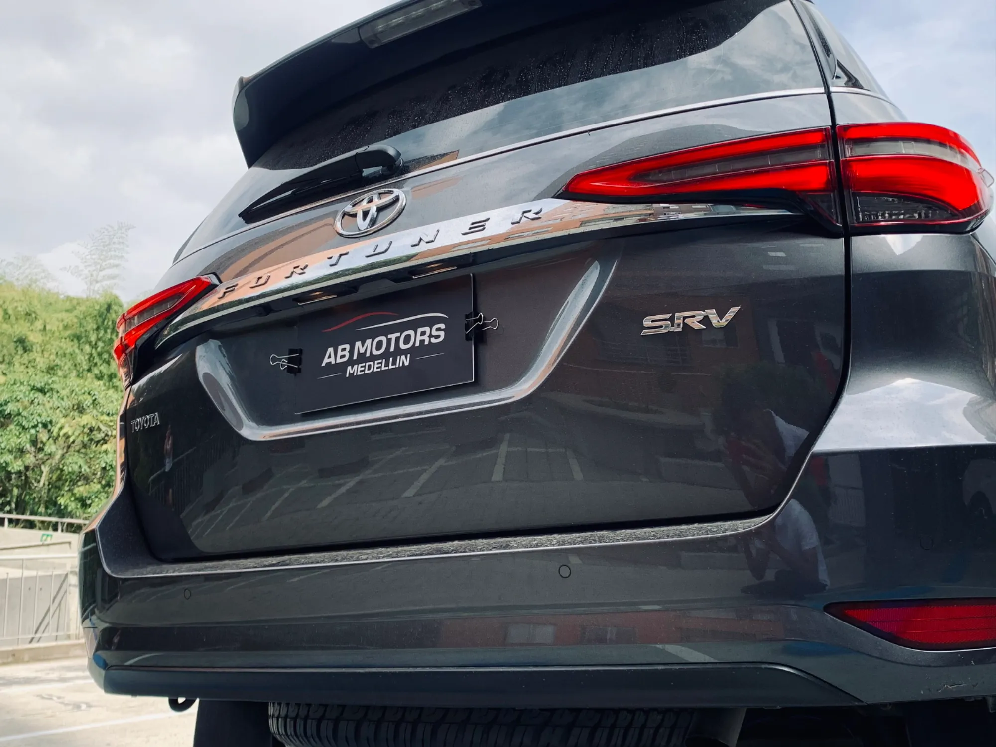 Toyota Fortuner Srv 4x4 At 
