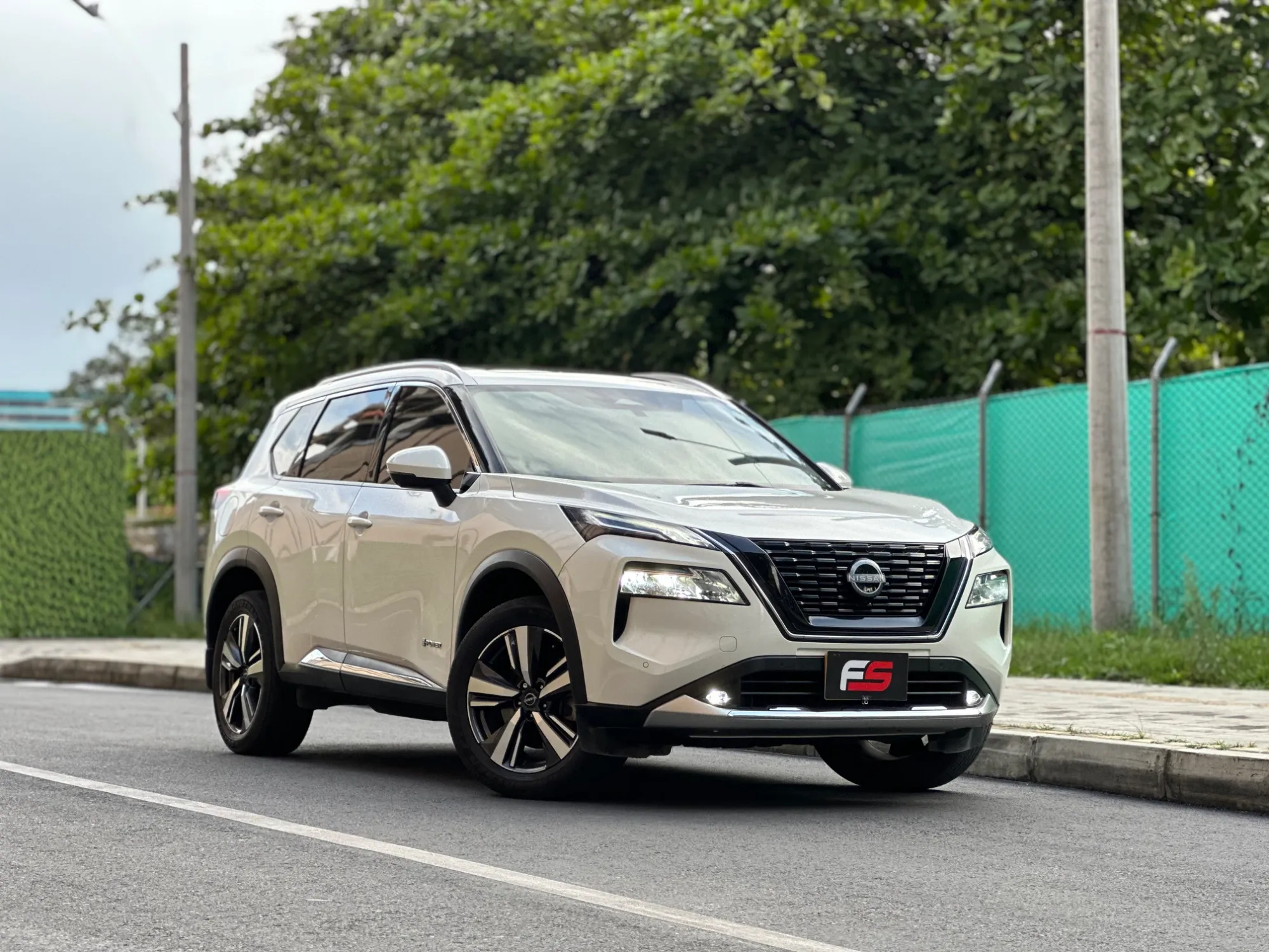 NISSAN XTRAIL EXCLUSIVE E - POWER 2024
