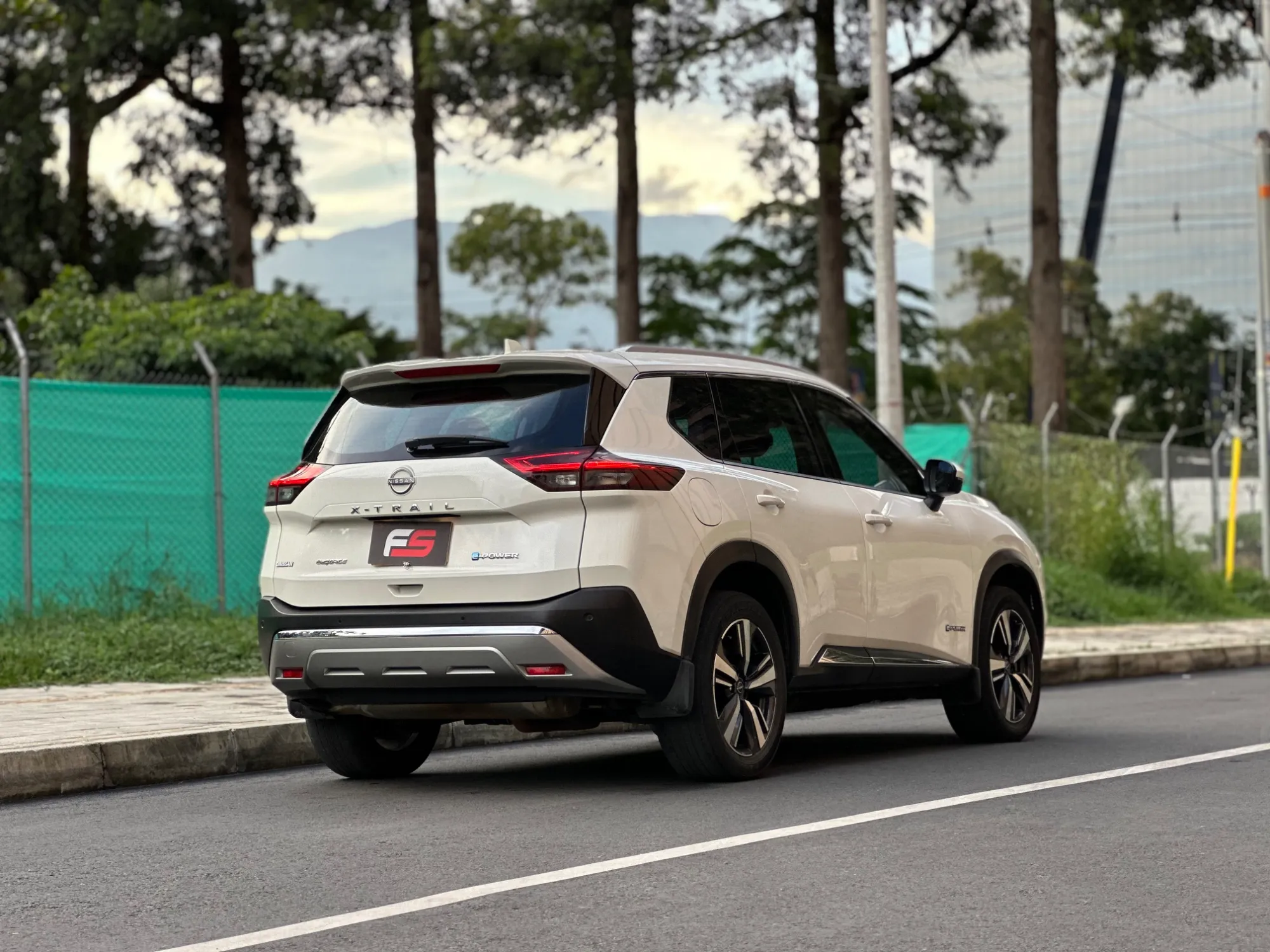NISSAN XTRAIL EXCLUSIVE E - POWER 2024