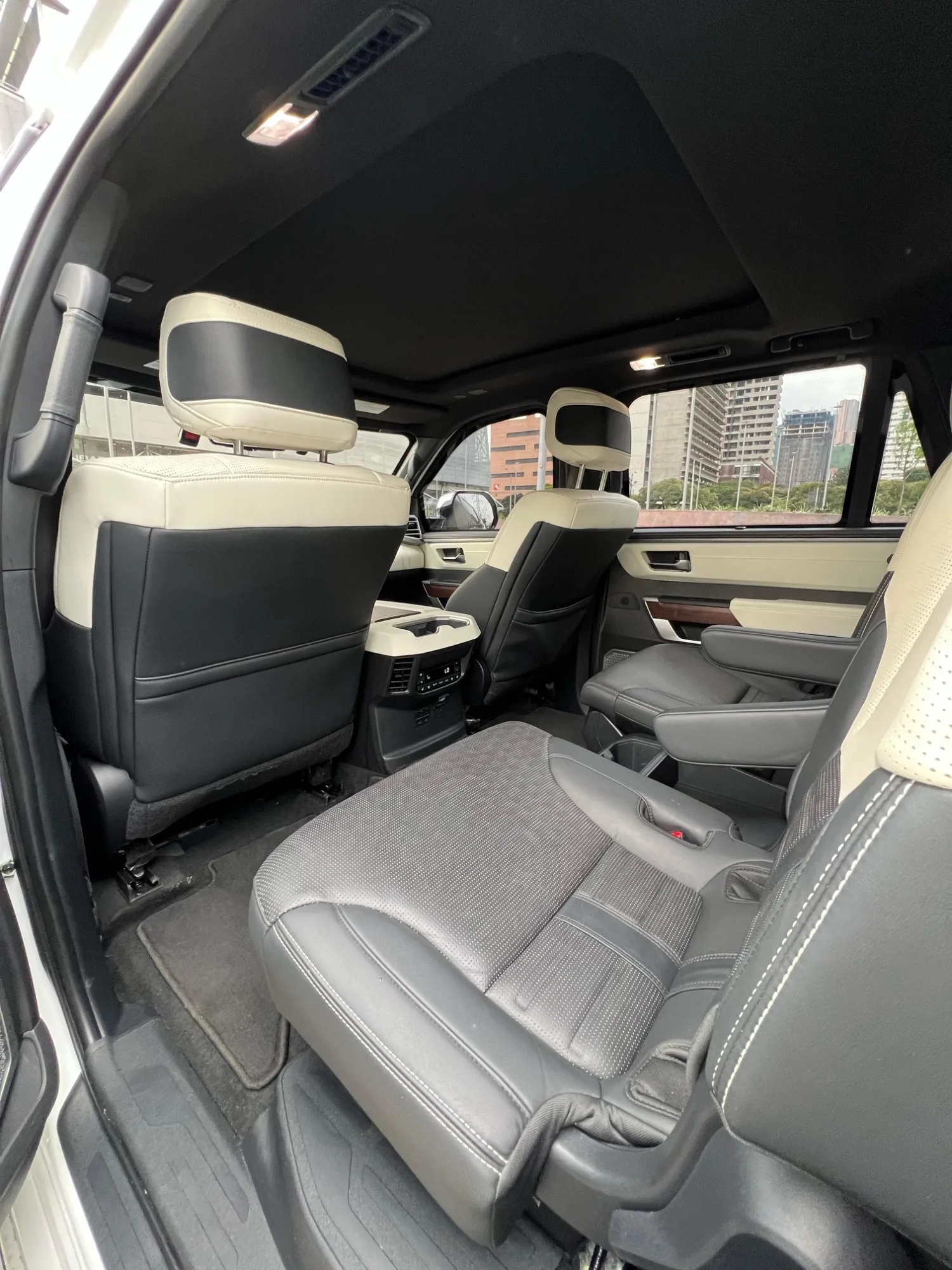 Toyota Sequoia Capstone 2024 Blindada