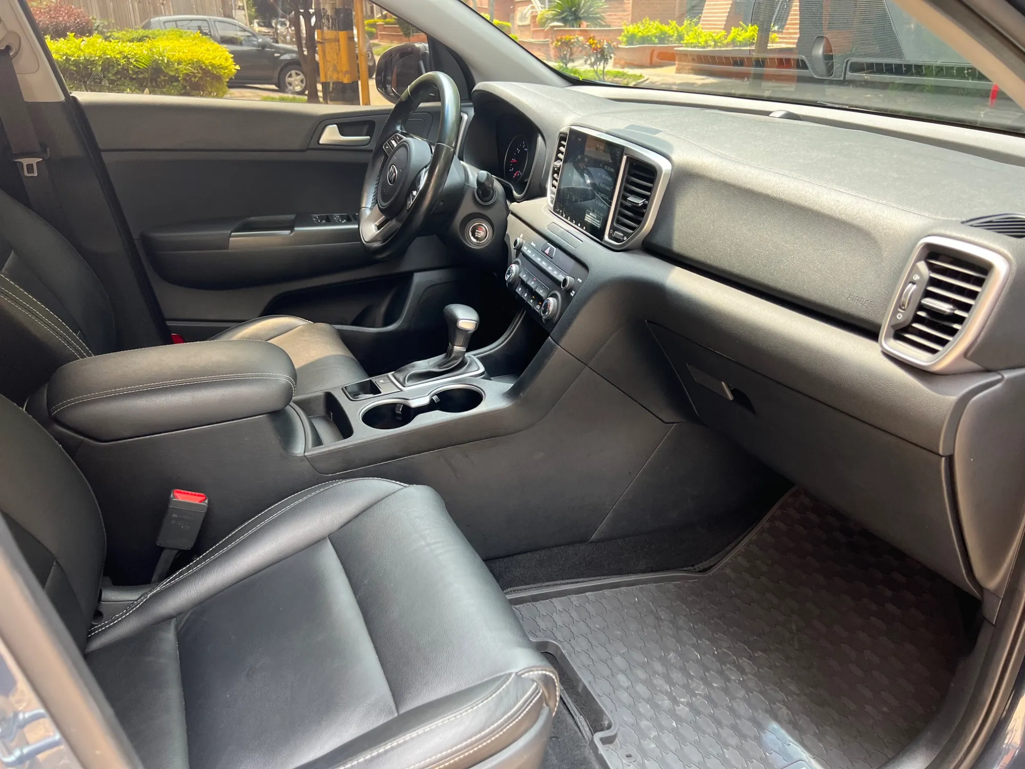 Kia Sportage 2.0 Desire Aut