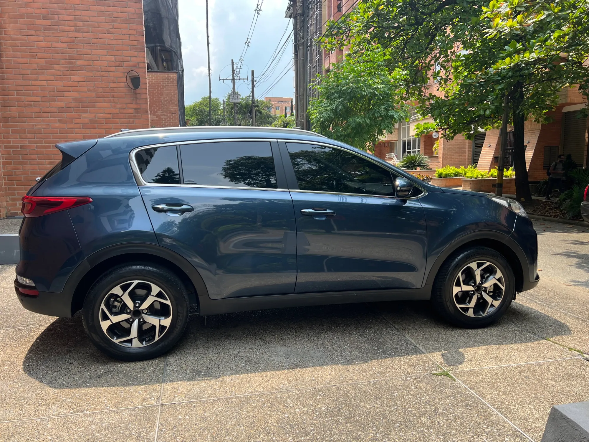 Kia Sportage 2.0 Desire Aut