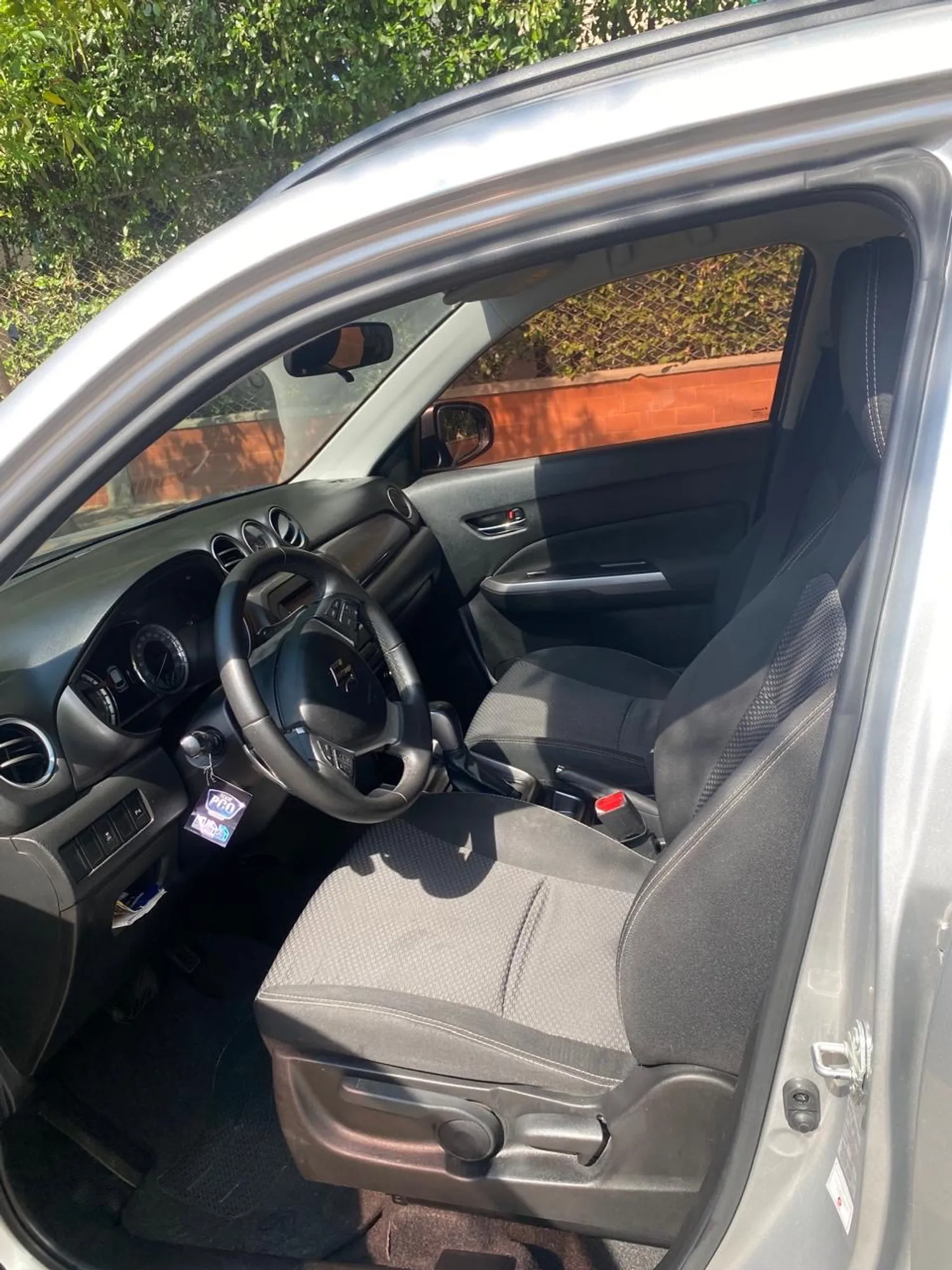 Suzuki Vitara 2WD automatica 