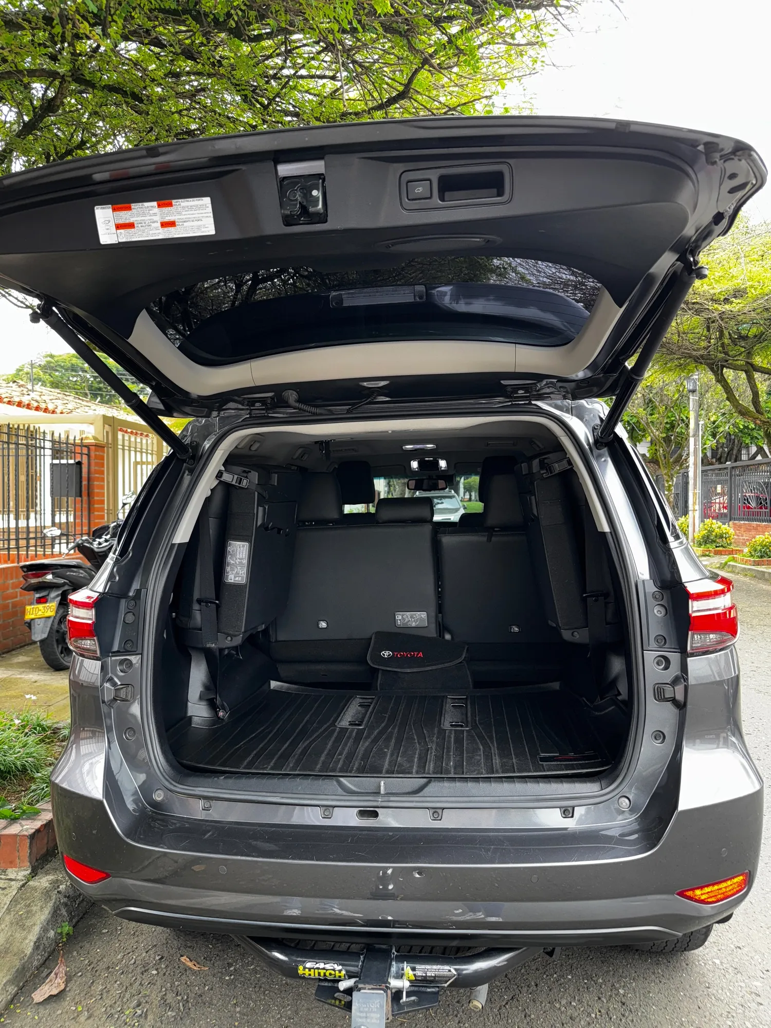 TOYOTA FORTUNER SRV 2022 DIESEL 2.4 