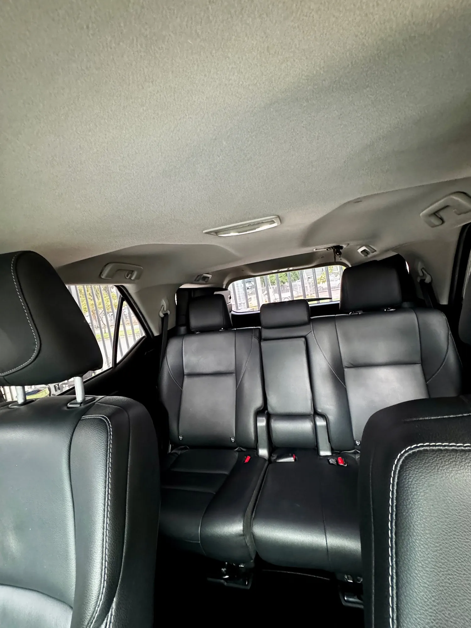 TOYOTA FORTUNER SRV 2022 DIESEL 2.4 