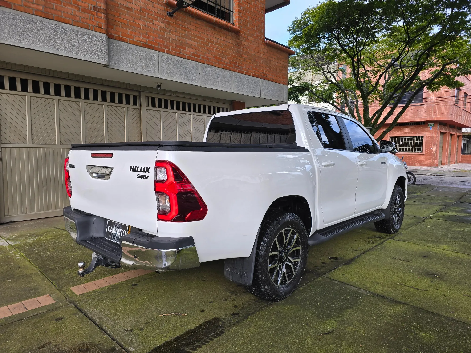 Toyota hilux srv blindado 2 plus diesel
