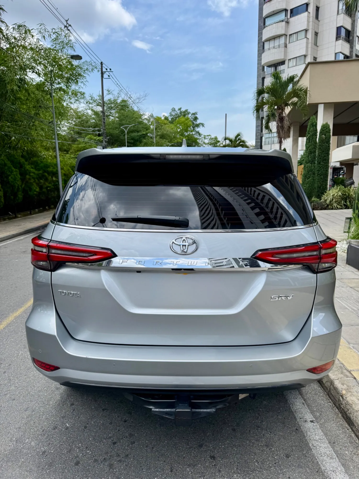 TOYOTA FORTUNER SRV 2.8L 4x4
