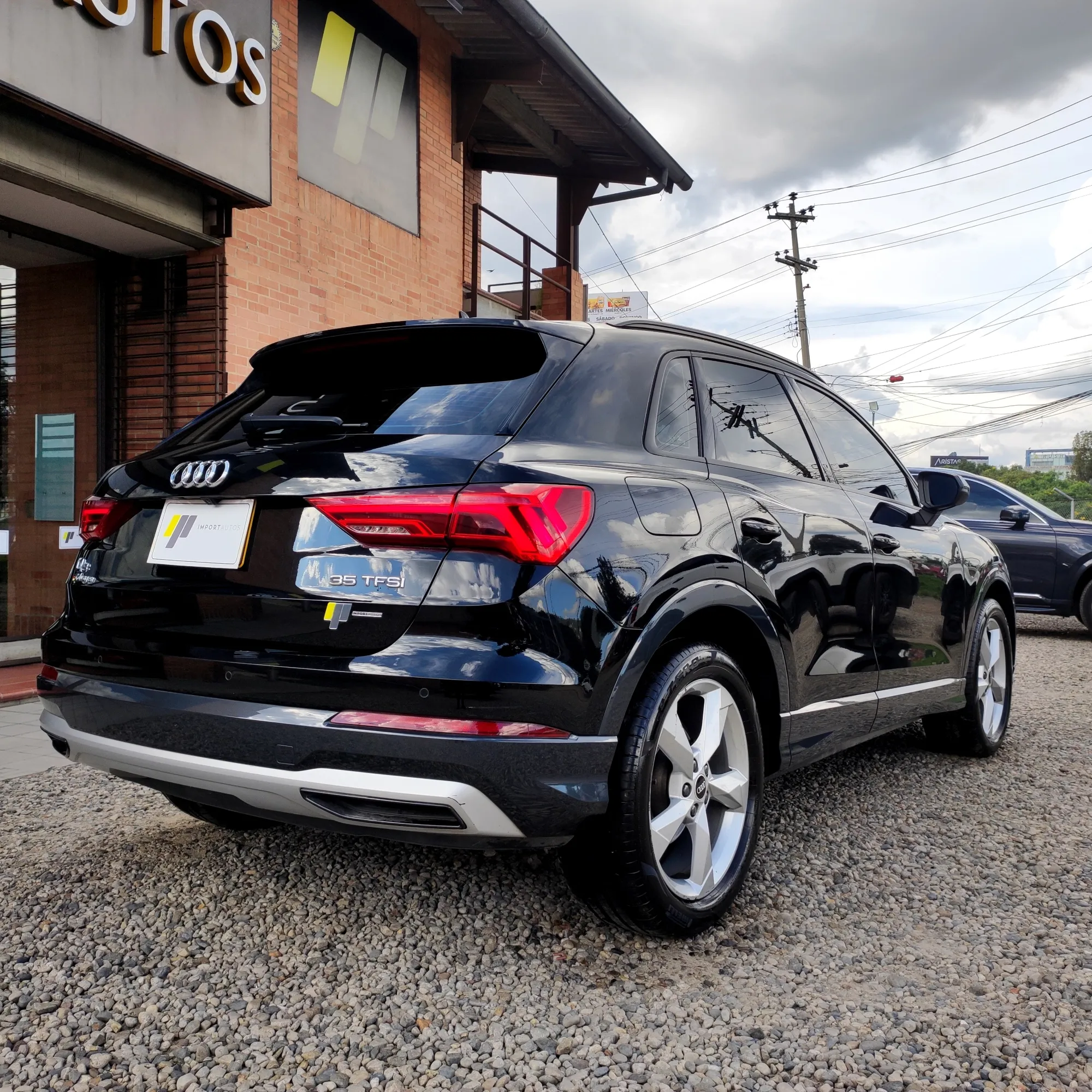 AUDI Q3 AMBITION 2021 