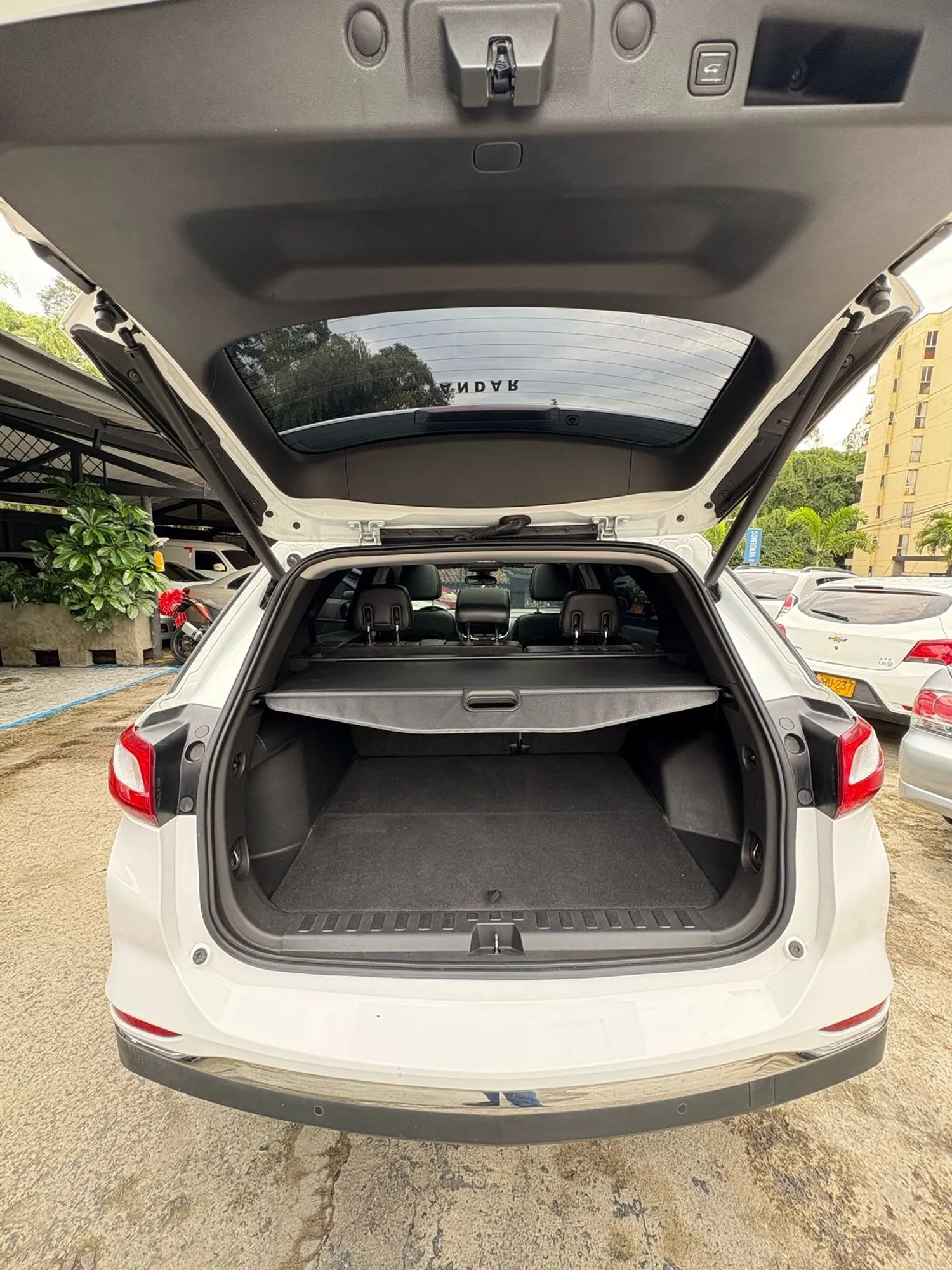 CHEVROLET EQUINOX PREMIER
