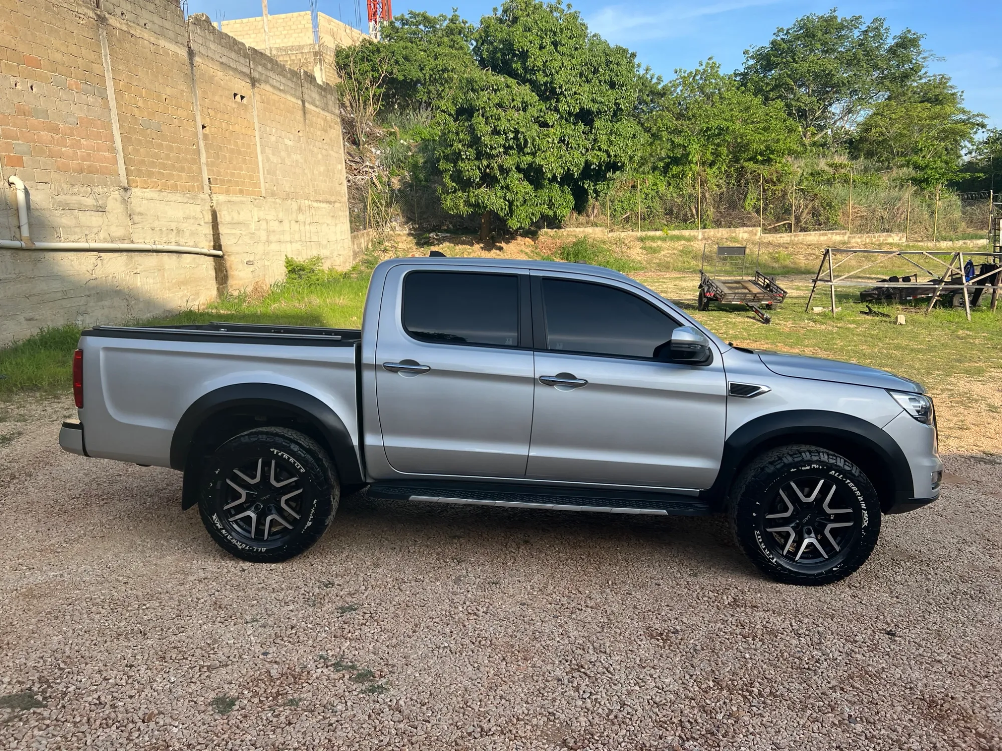 Jac T8 Pro