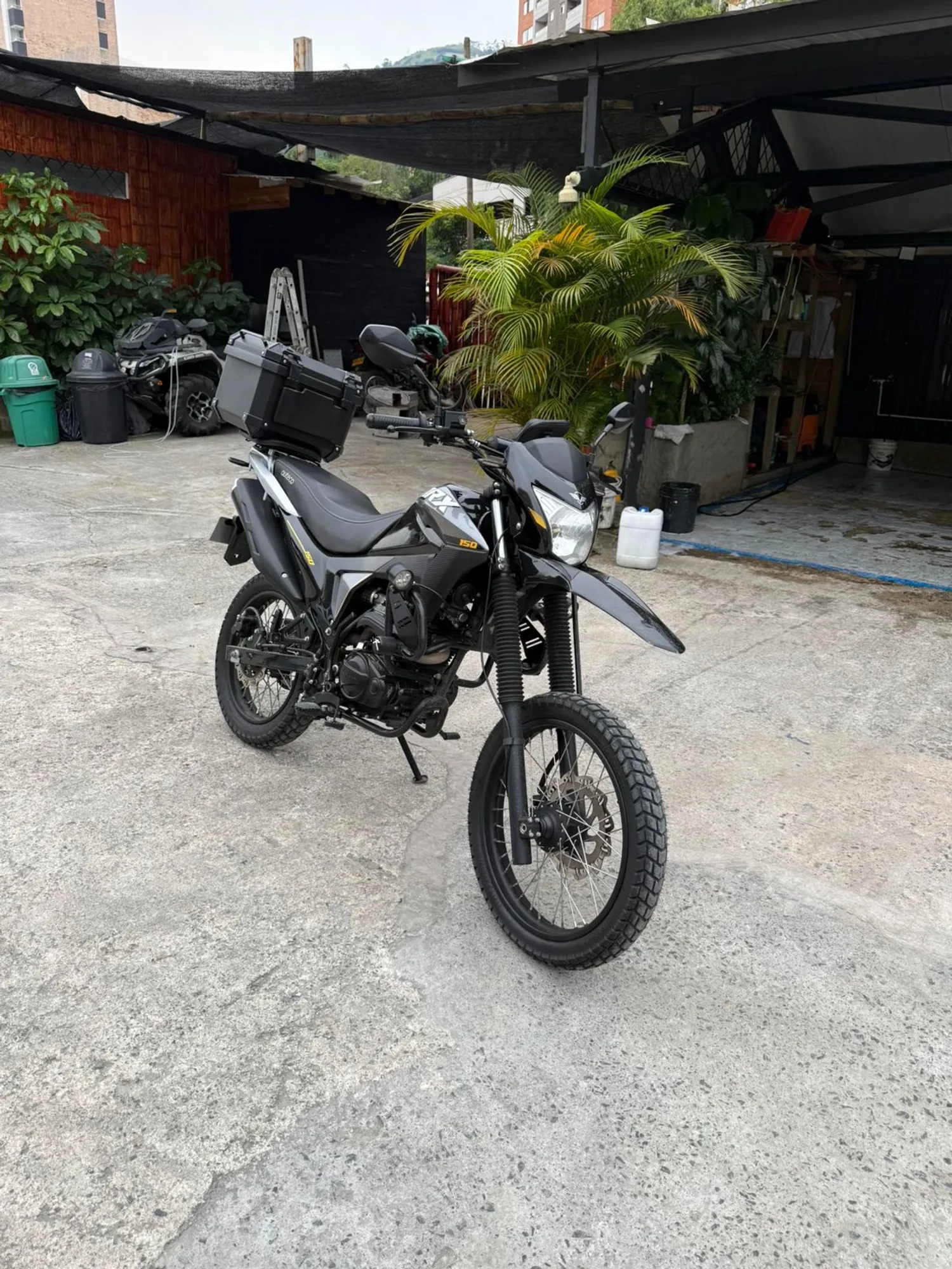 VICTORY MRX 150