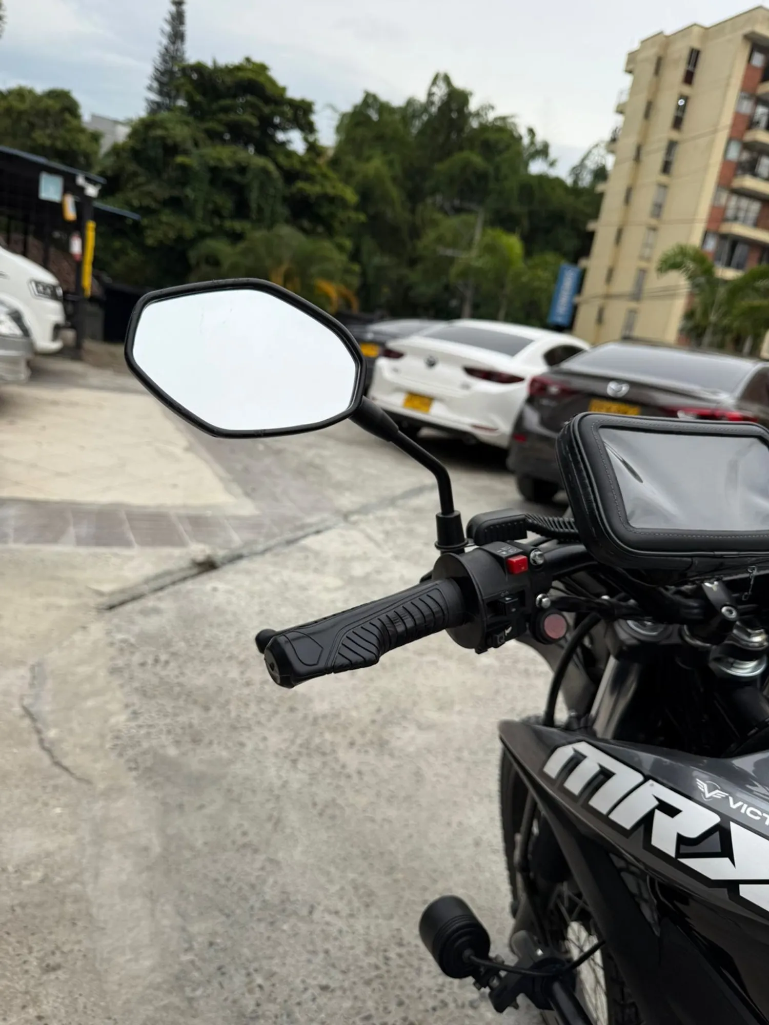 VICTORY MRX 150