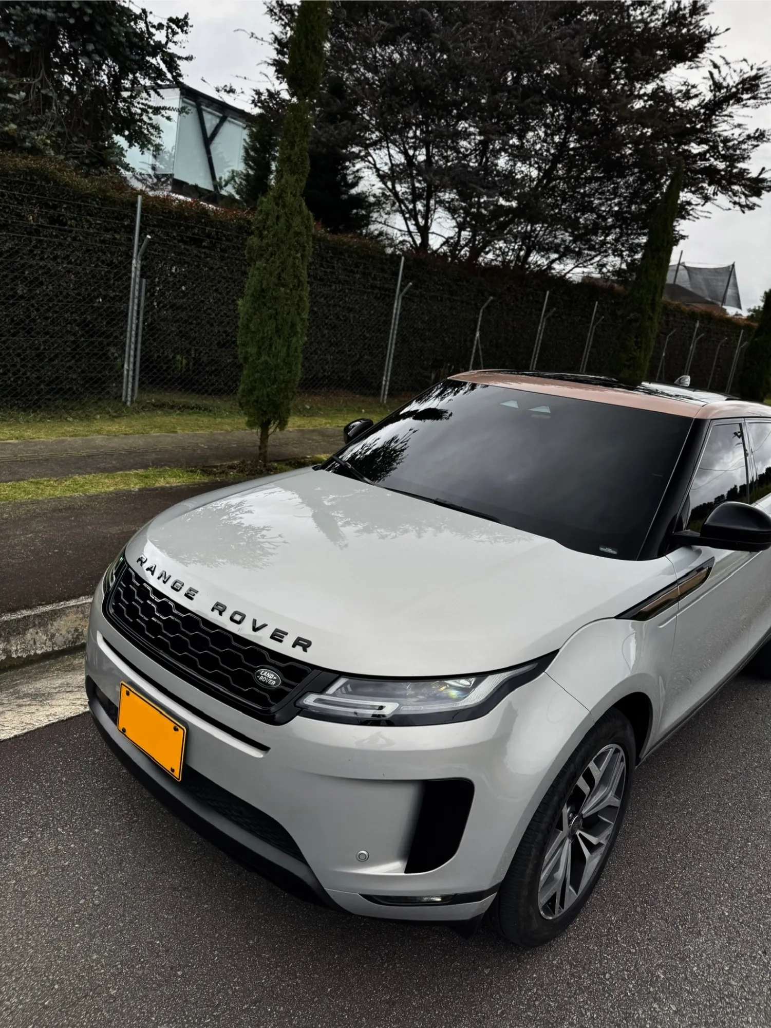 Range Rover Evoque Bronze Collection MHEV 2023 