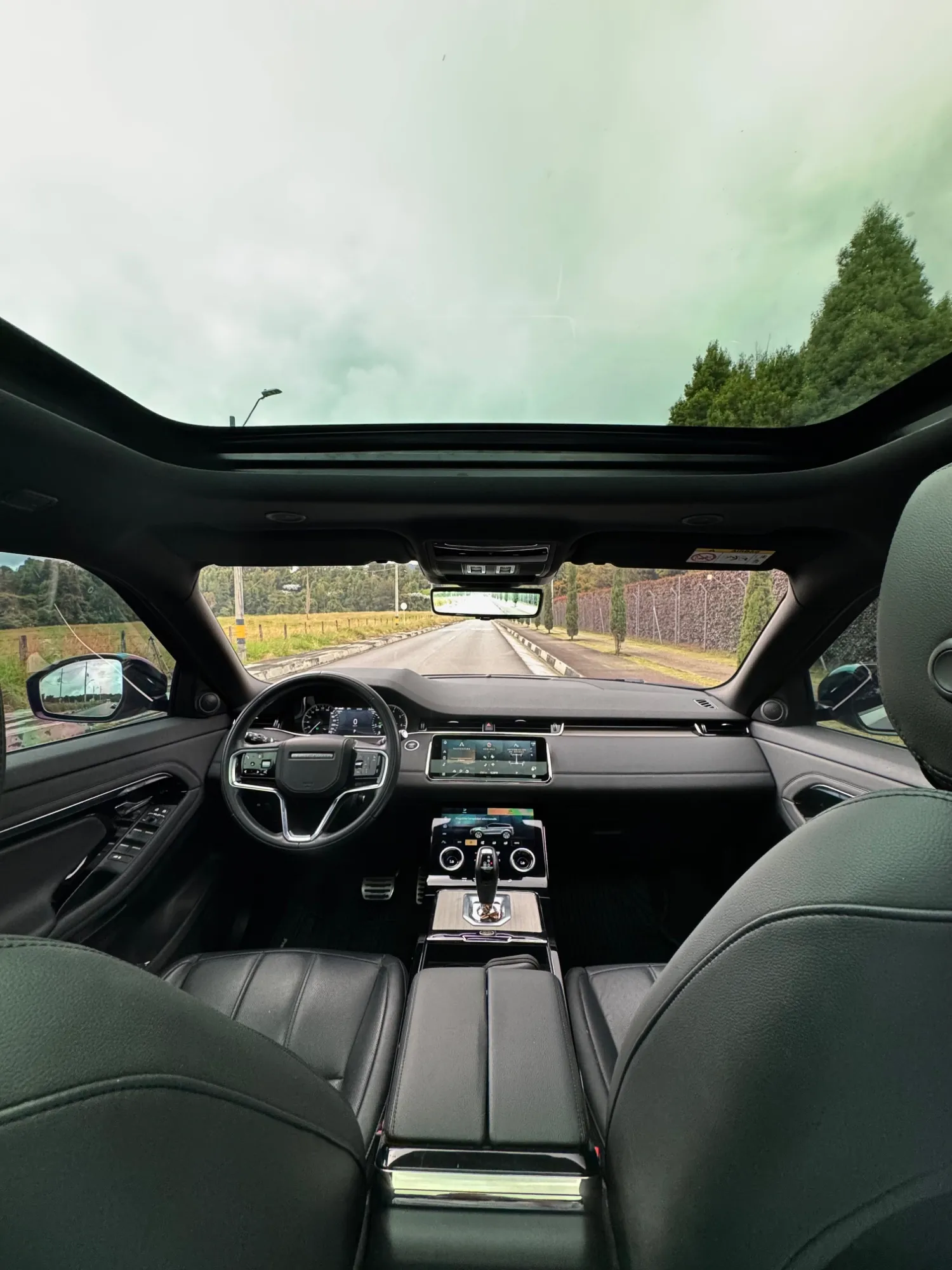 Range Rover Evoque Bronze Collection MHEV 2023 