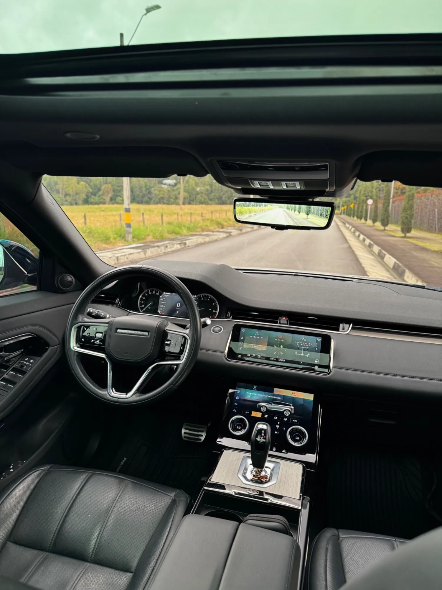 Range Rover Evoque Bronze Collection MHEV 2023 