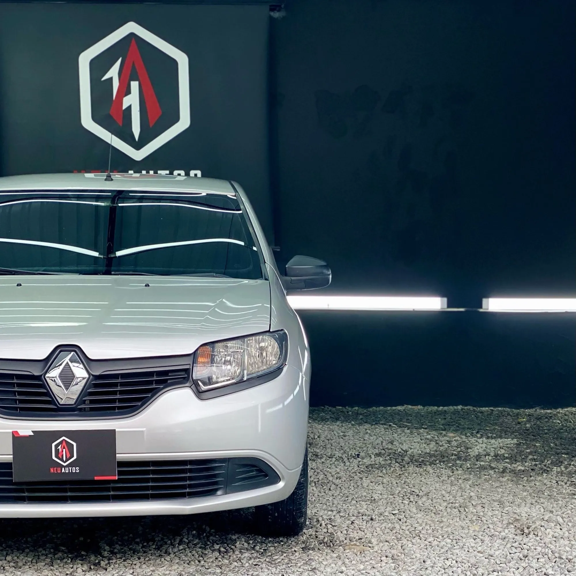 RENAULT LOGAN AUTHENTIC LIFE 2017