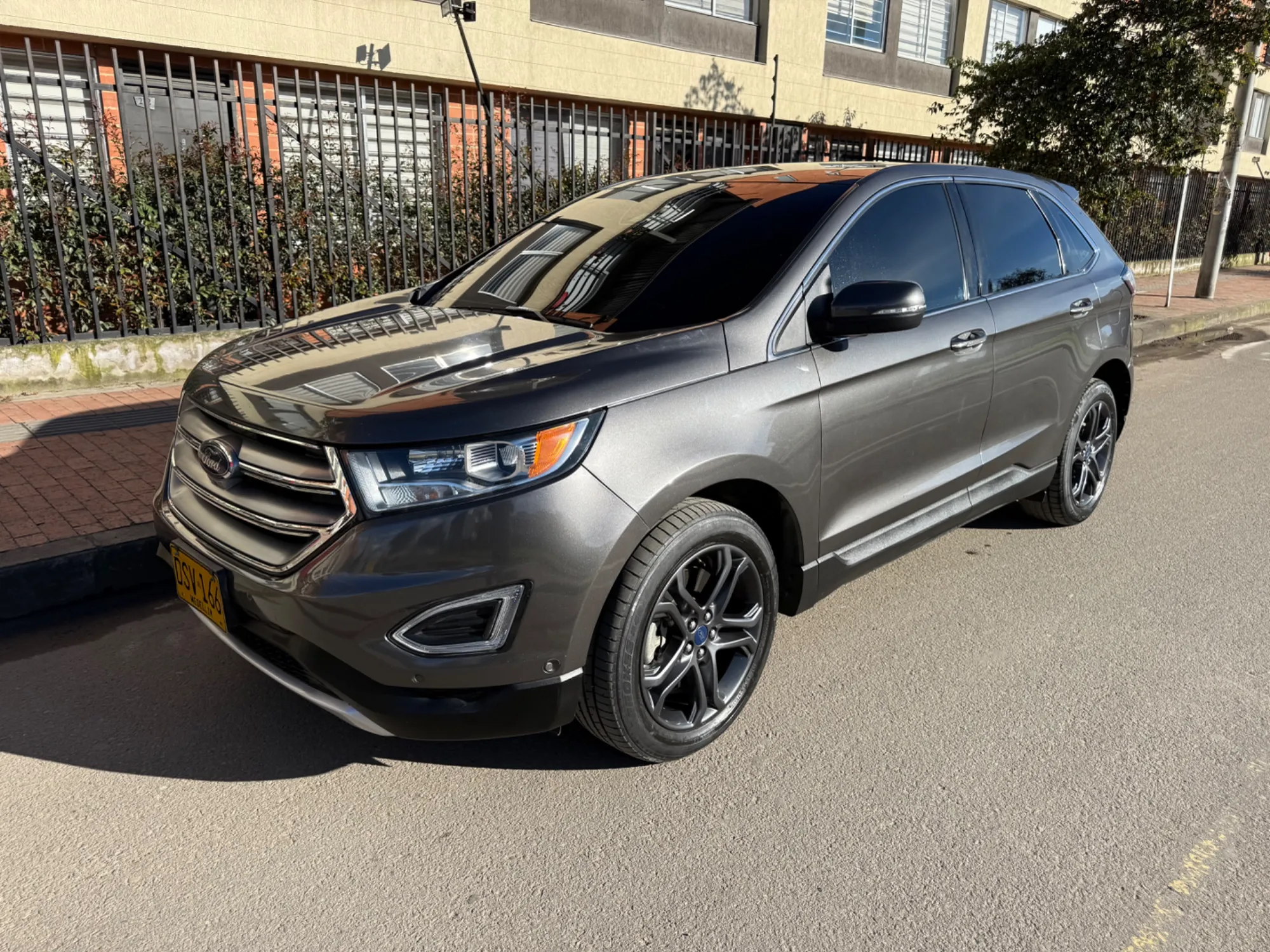 Ford edge titanium 4x4