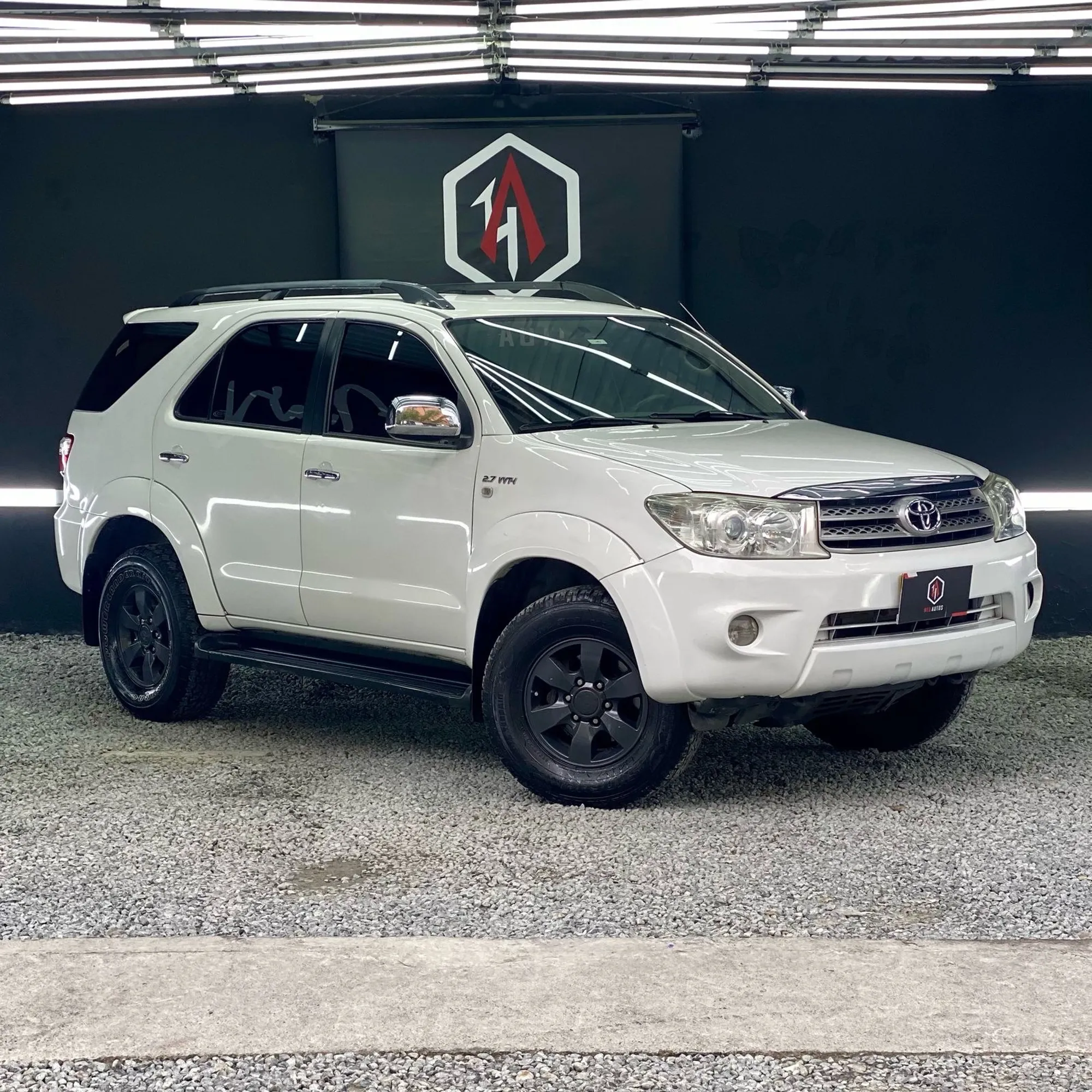 TOYOTA FORTUNER SR5 2011