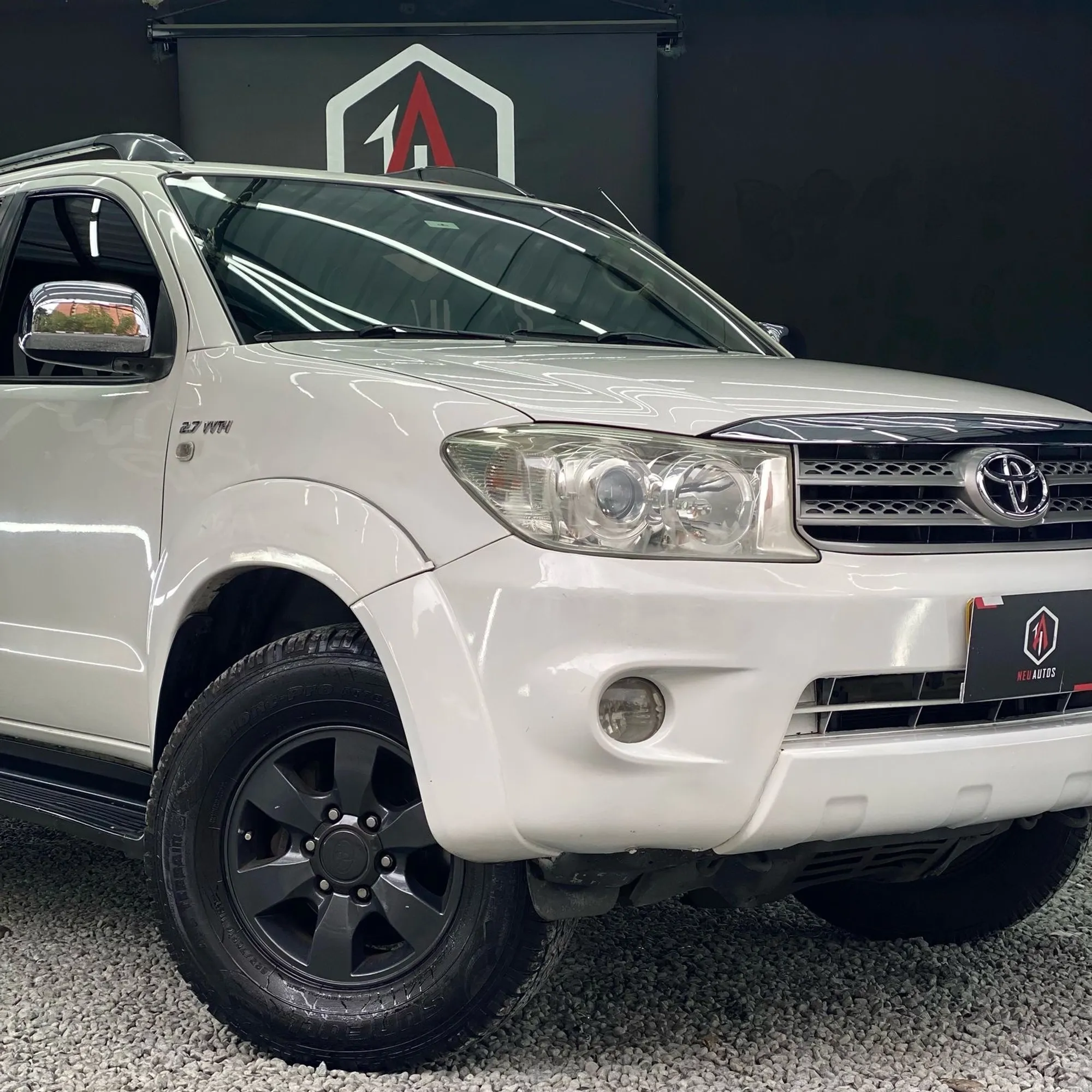 TOYOTA FORTUNER SR5 2011