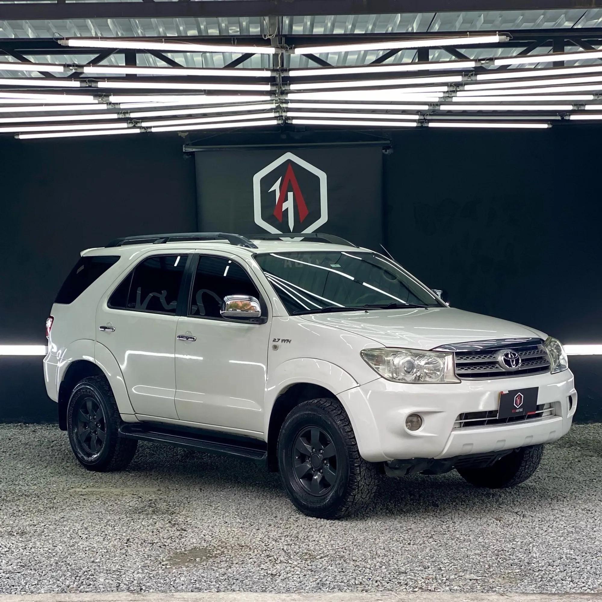 TOYOTA FORTUNER SR5 2011