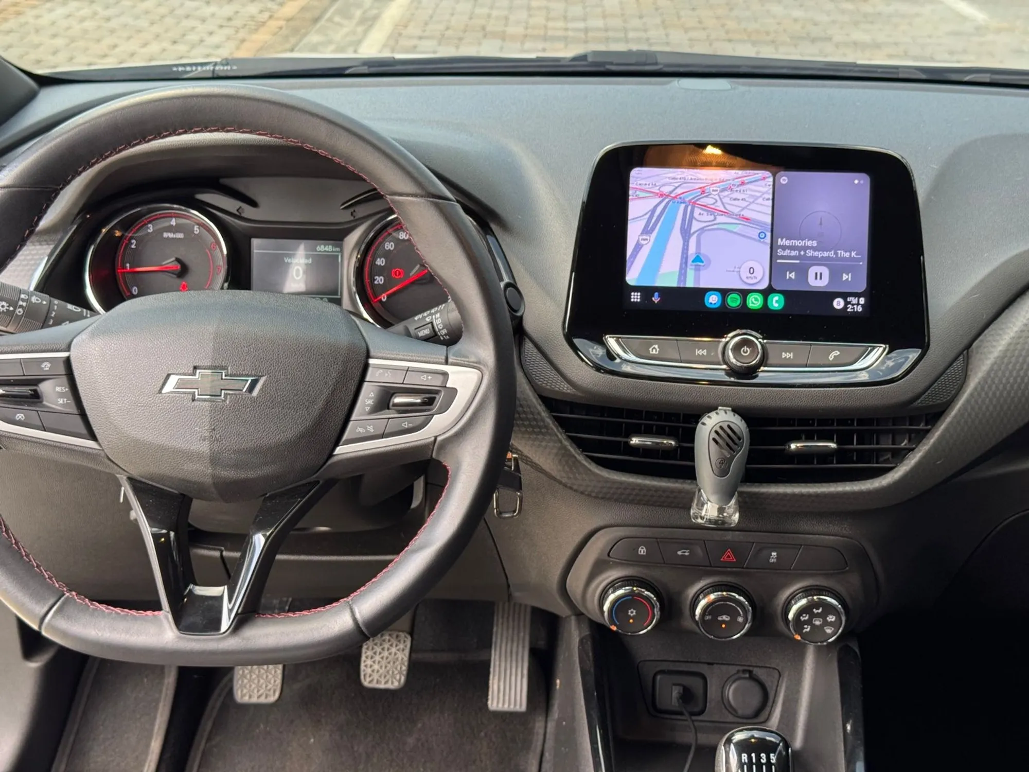Chevrolet  Onix turbo Rs 2024
