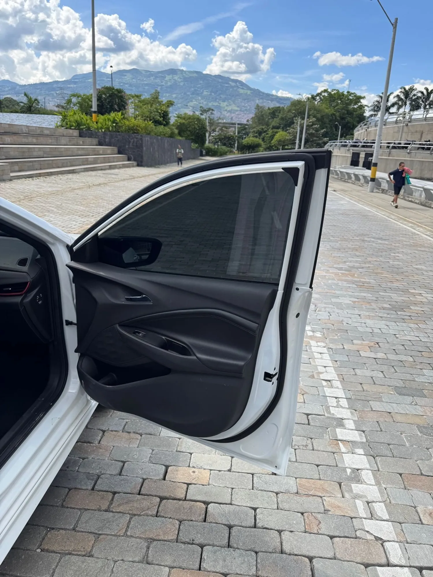 Chevrolet  Onix turbo Rs 2024