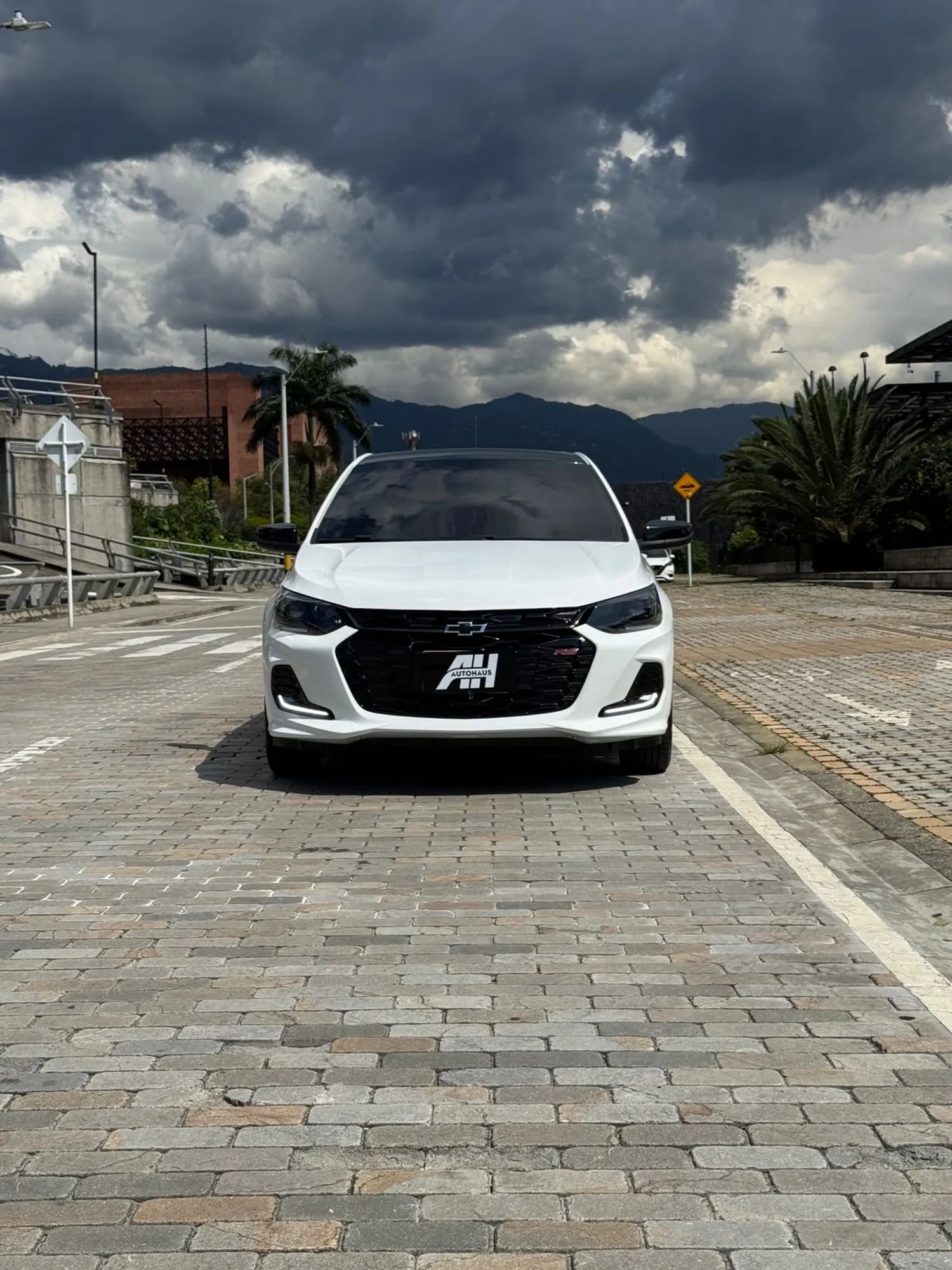 Chevrolet  Onix turbo Rs 2024
